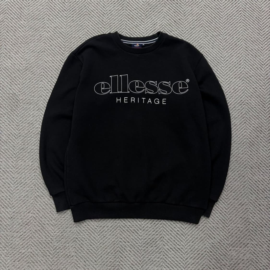 엘레쎄 베이직 로고 맨투맨 v2508 상품이미지1