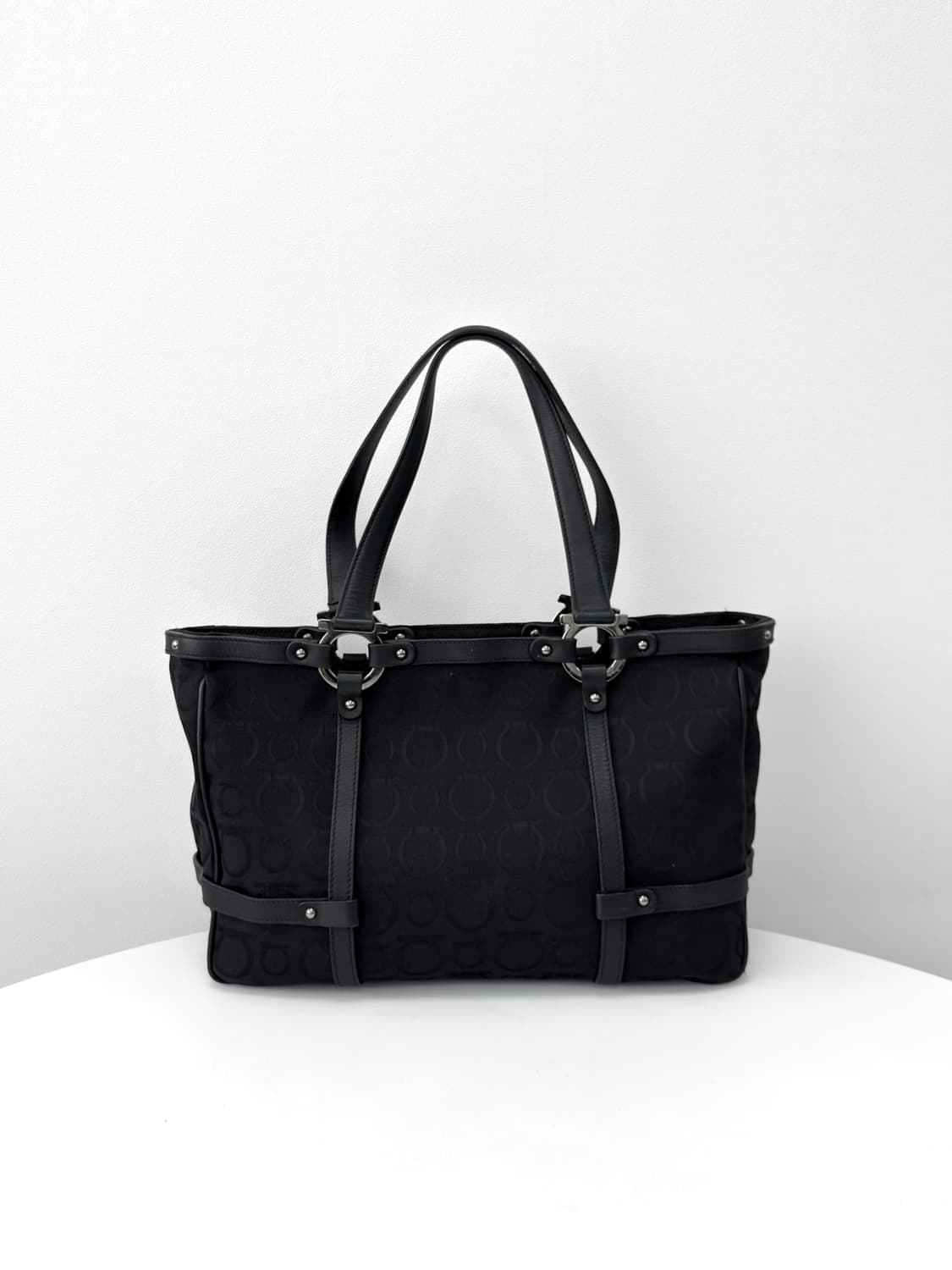  Ferragamo Gancini Jacquard Tote Bag  상품이미지3