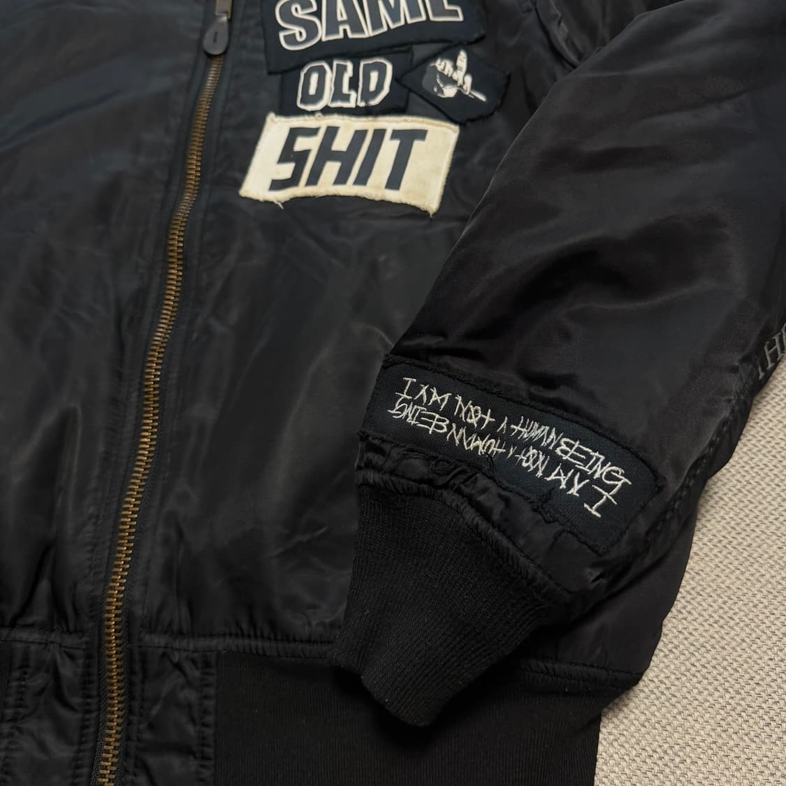 휴먼빙 로고 패치 ma-1 자켓 상품이미지2