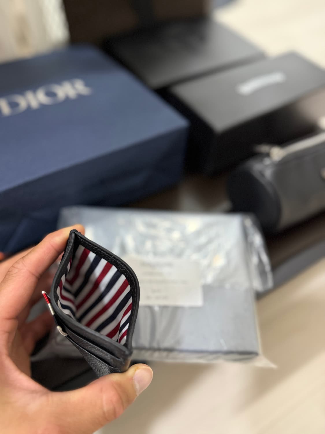 (정품) 톰브라운 페블 그레인 카드지갑 상품이미지3