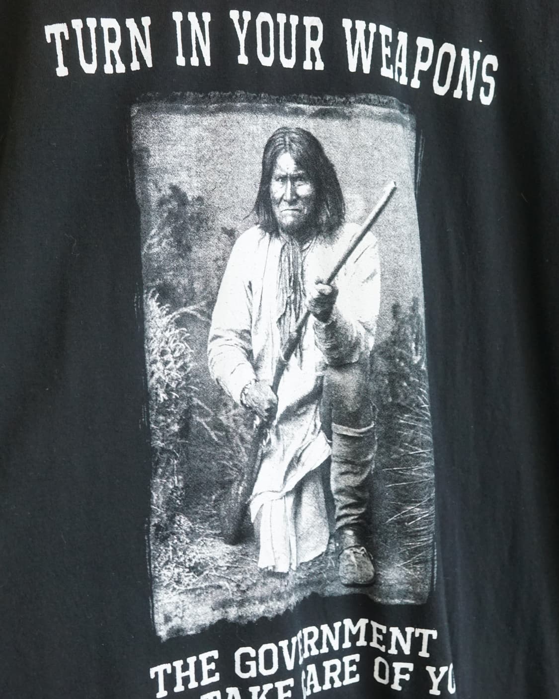 Turn In Your Weapons 상품이미지3