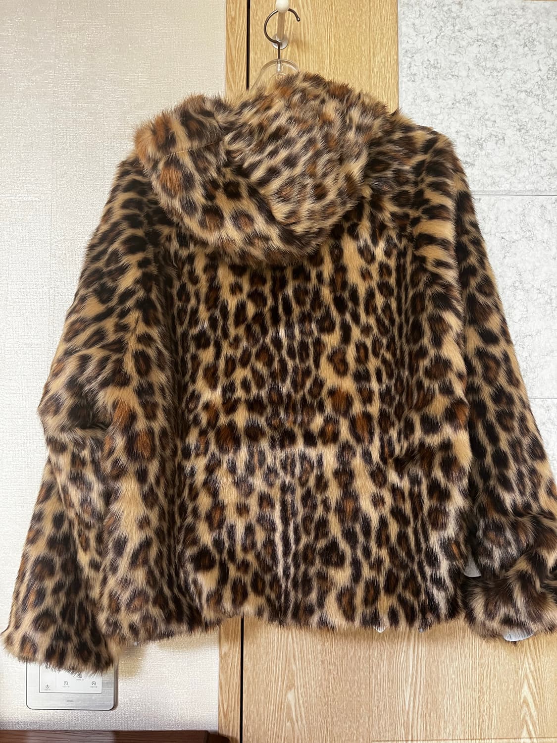 슈프림 포우 퍼 리버시블 후드 트랙 자켓 상품이미지2