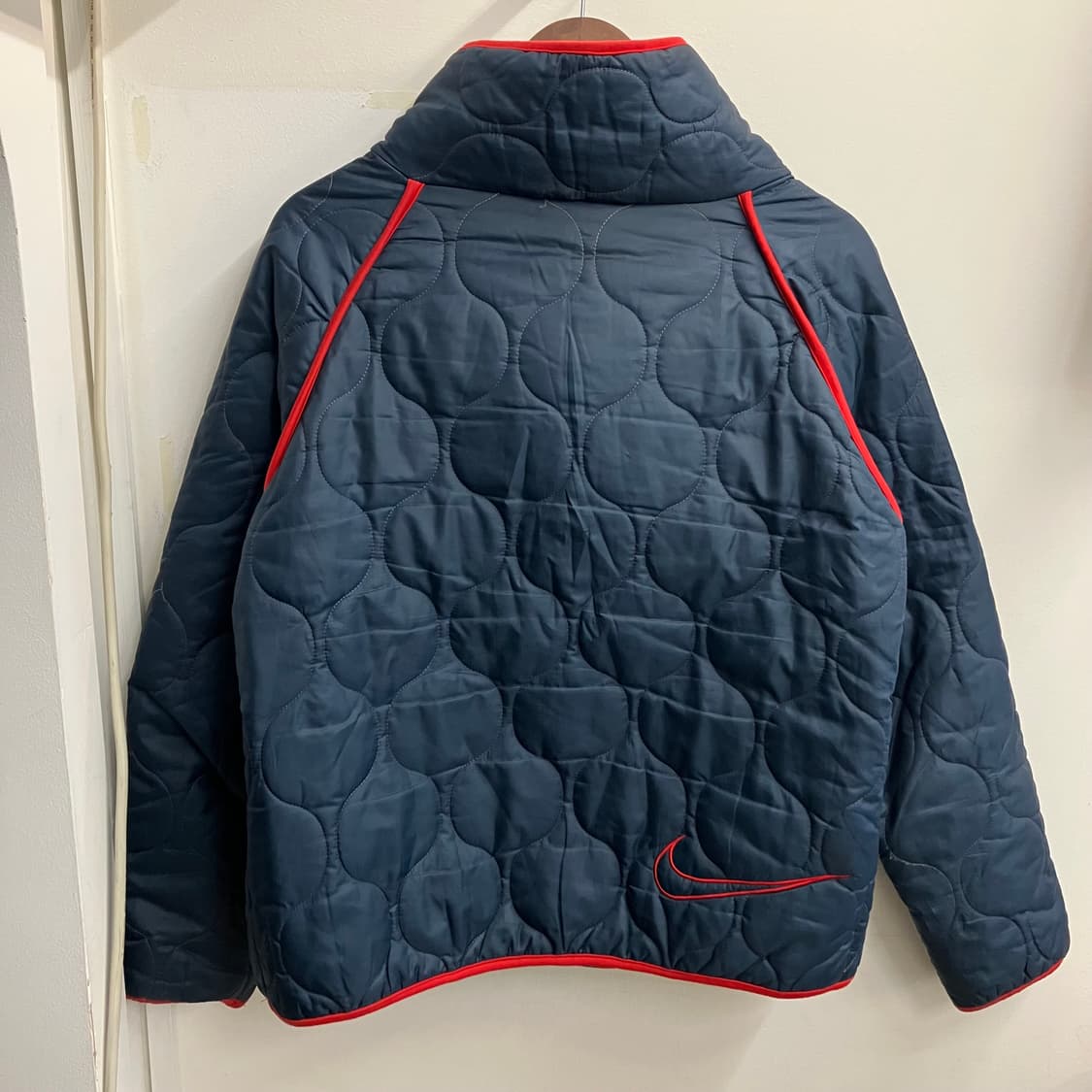N6 나이키 퀼팅 경량 자켓 상품이미지2
