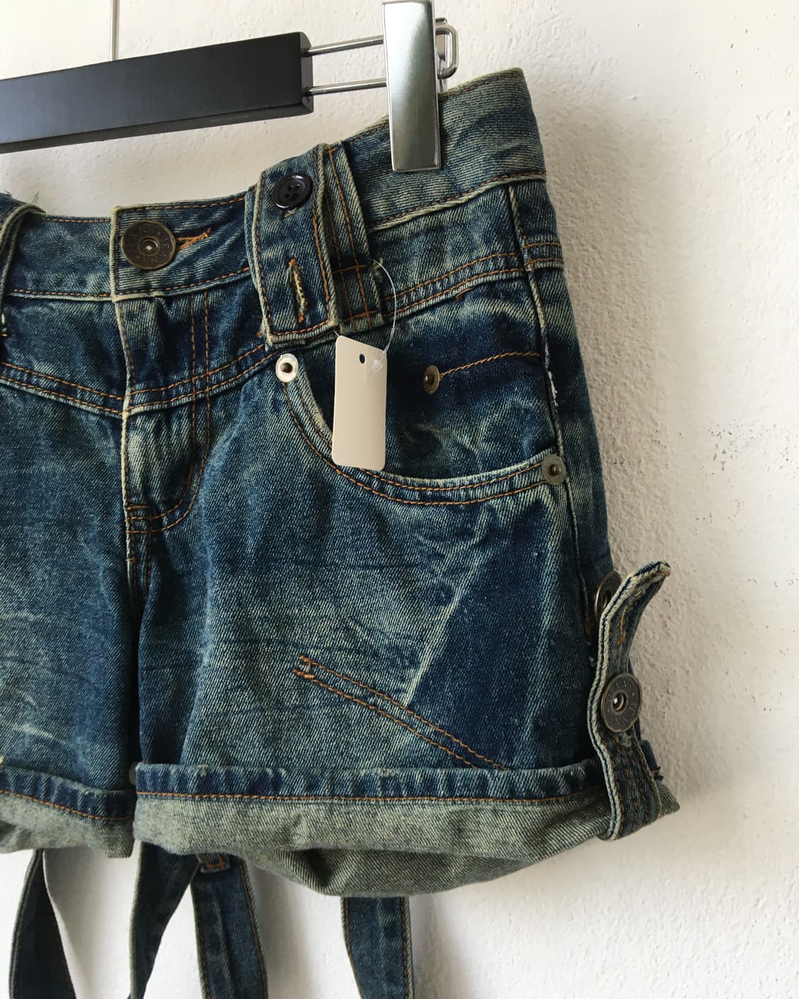 Suspender point denim short 상품이미지4