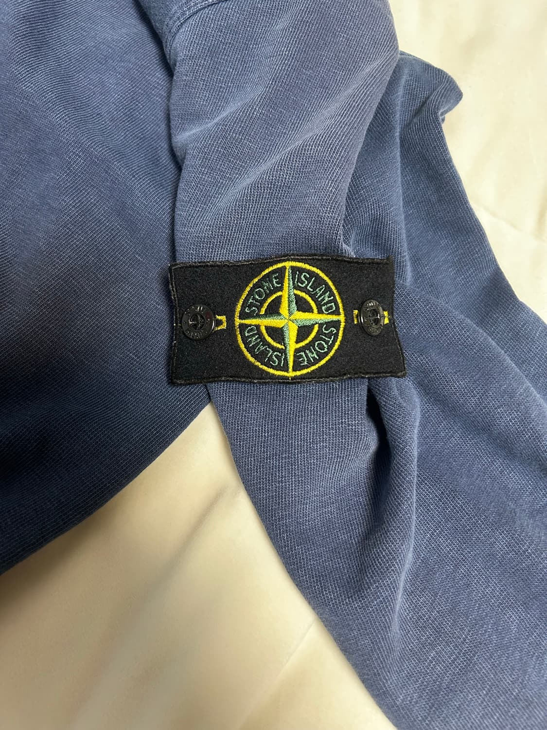 정품 스톤아일랜드 와펜 블루 맨투맨 상품이미지3