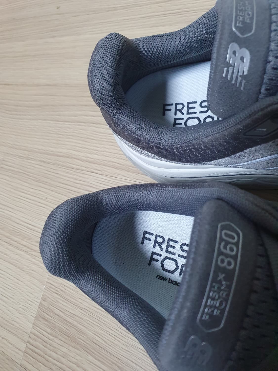 뉴발란스 860 프레쉬폼 운동화 260 상품이미지8