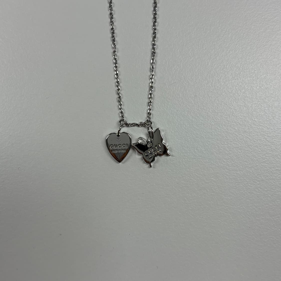 구찌 하트 나비 목걸이 상품이미지3