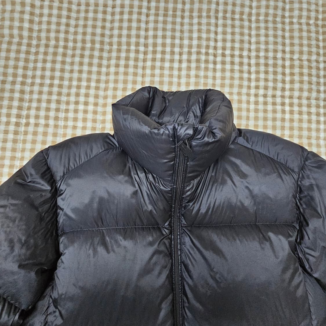 유니클로 울트라 오리털 패딩 남자100 상품이미지8