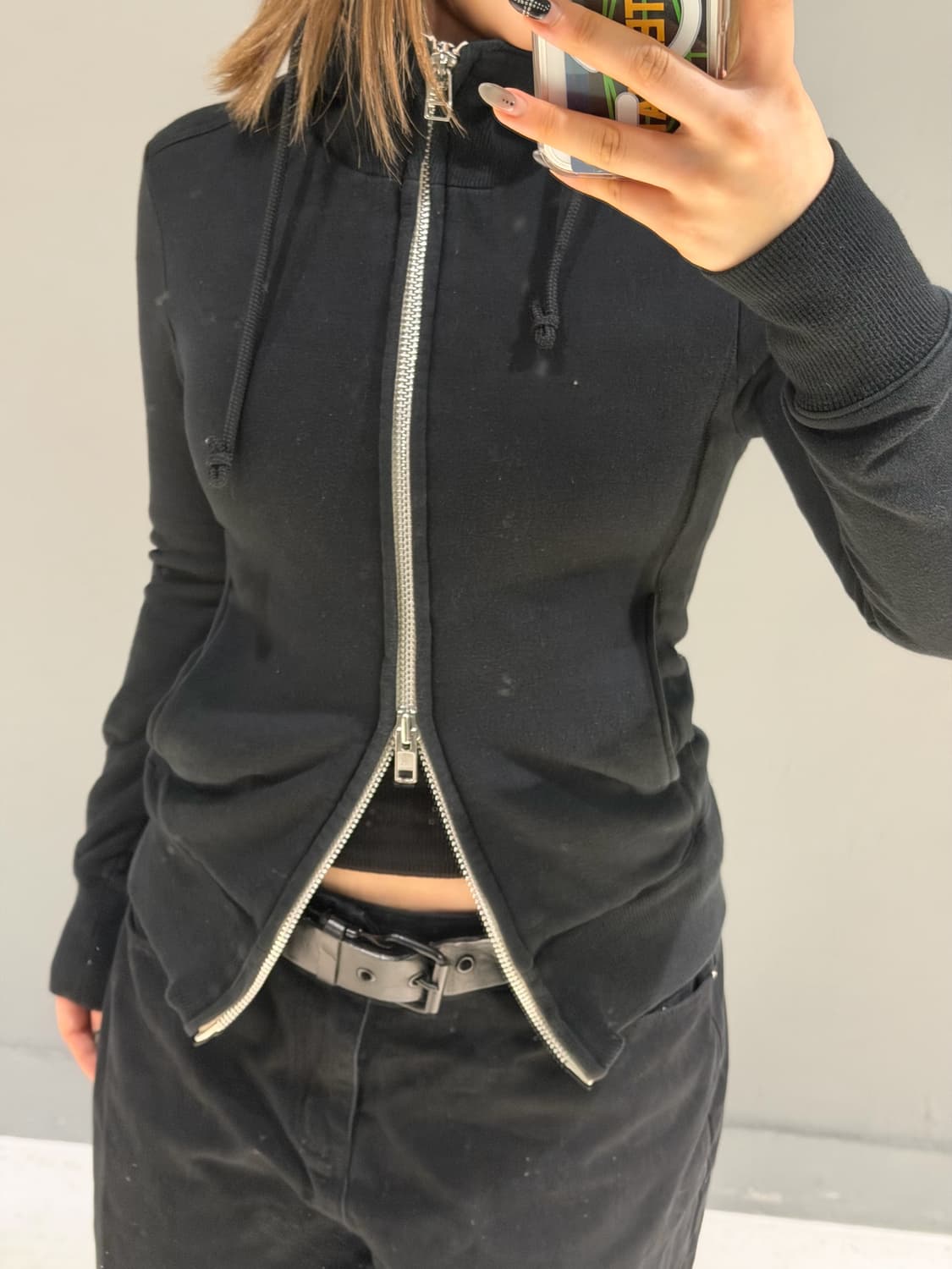 AKM high-neck design hood zip-up 상품이미지4