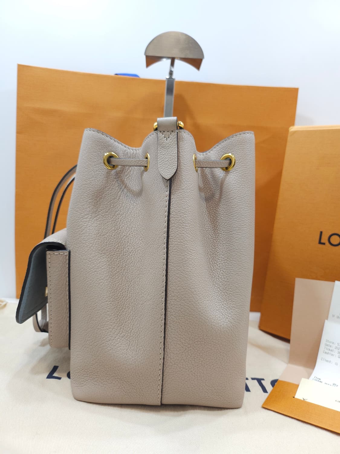 LV루이비통 락미 버킷백 그레이지  상품이미지4