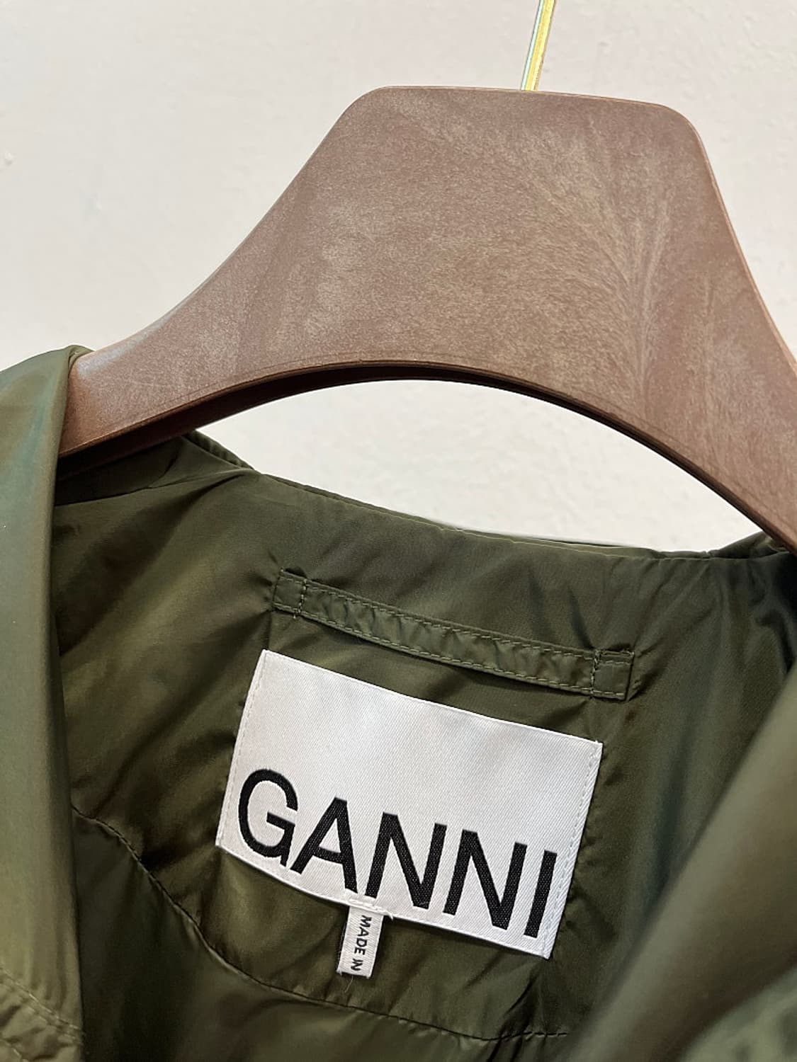 여) 가니 25ss 오버 바람막이  상품이미지5