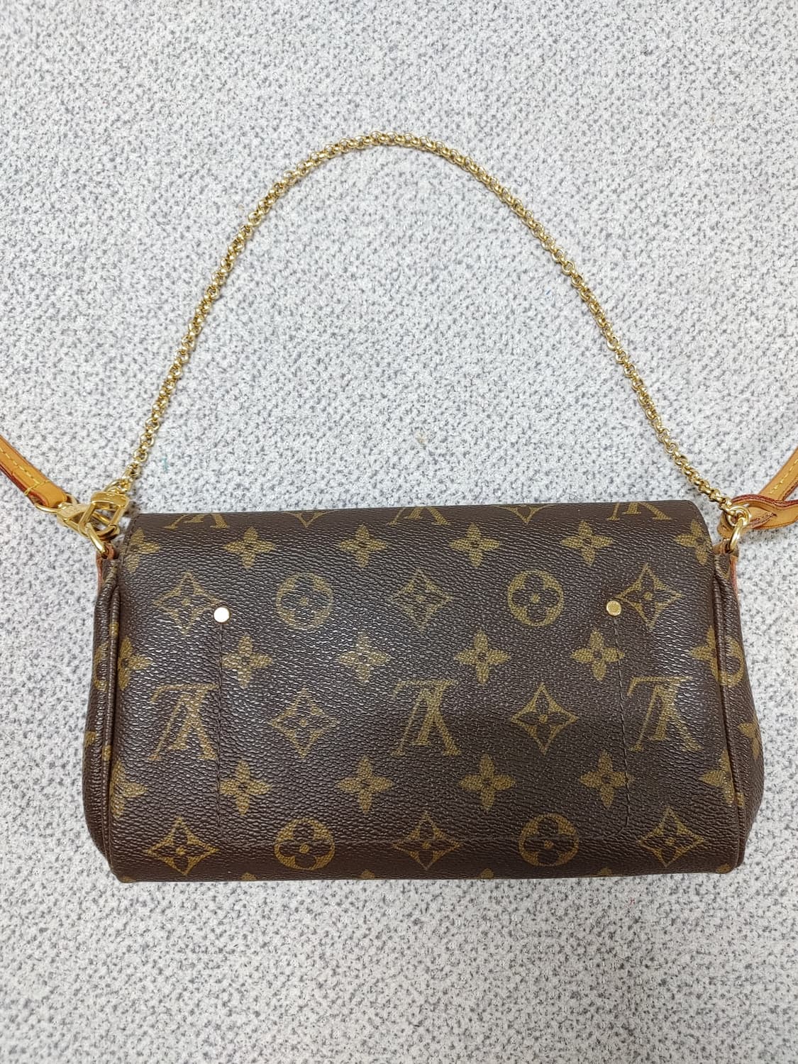 정품 루이비통 페이보릿 pm 크로스백 클러치백 상품이미지4