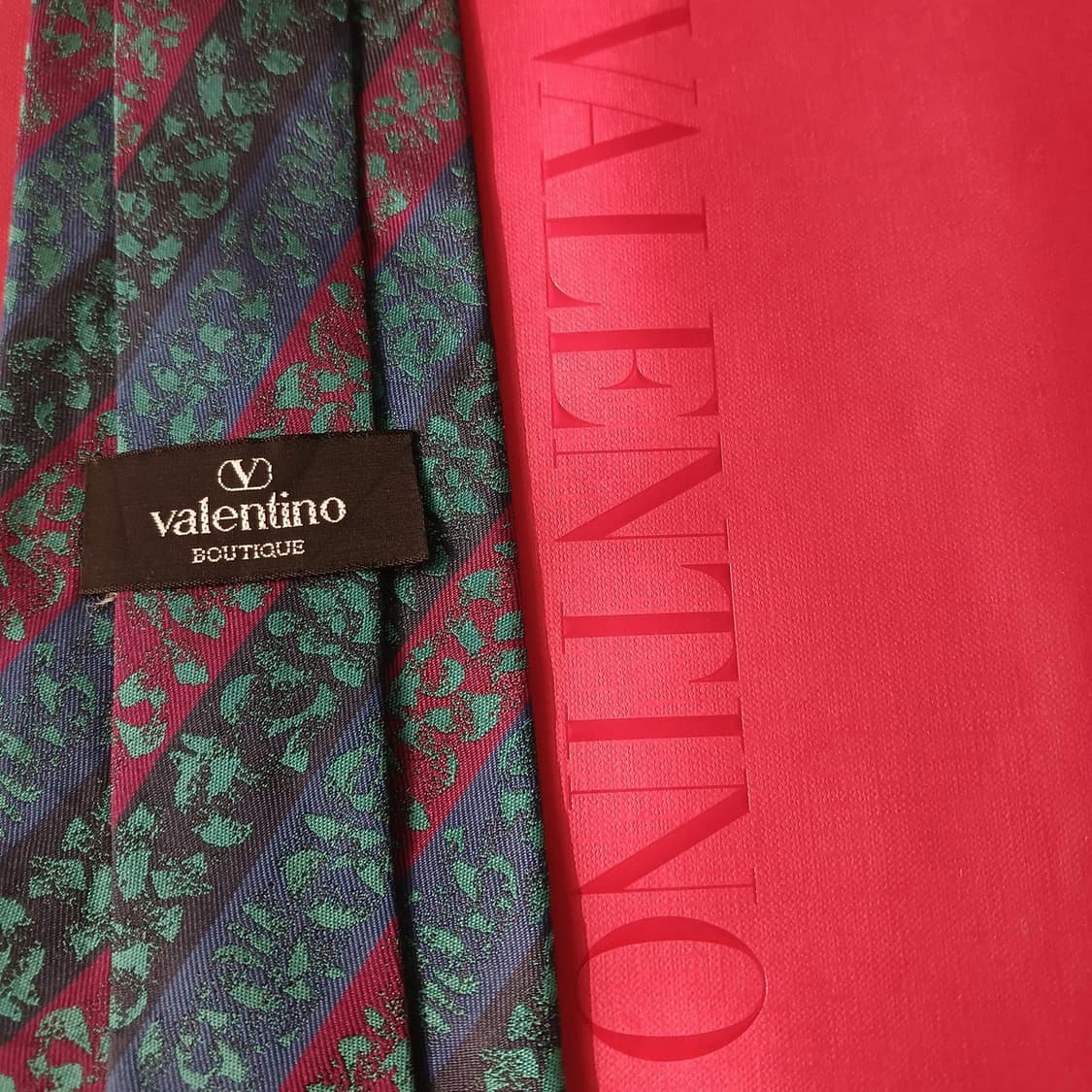 발렌티노 실크 플로럴 스트라이프 넥타이 9.3cm A+등급 A18897
 상품이미지5