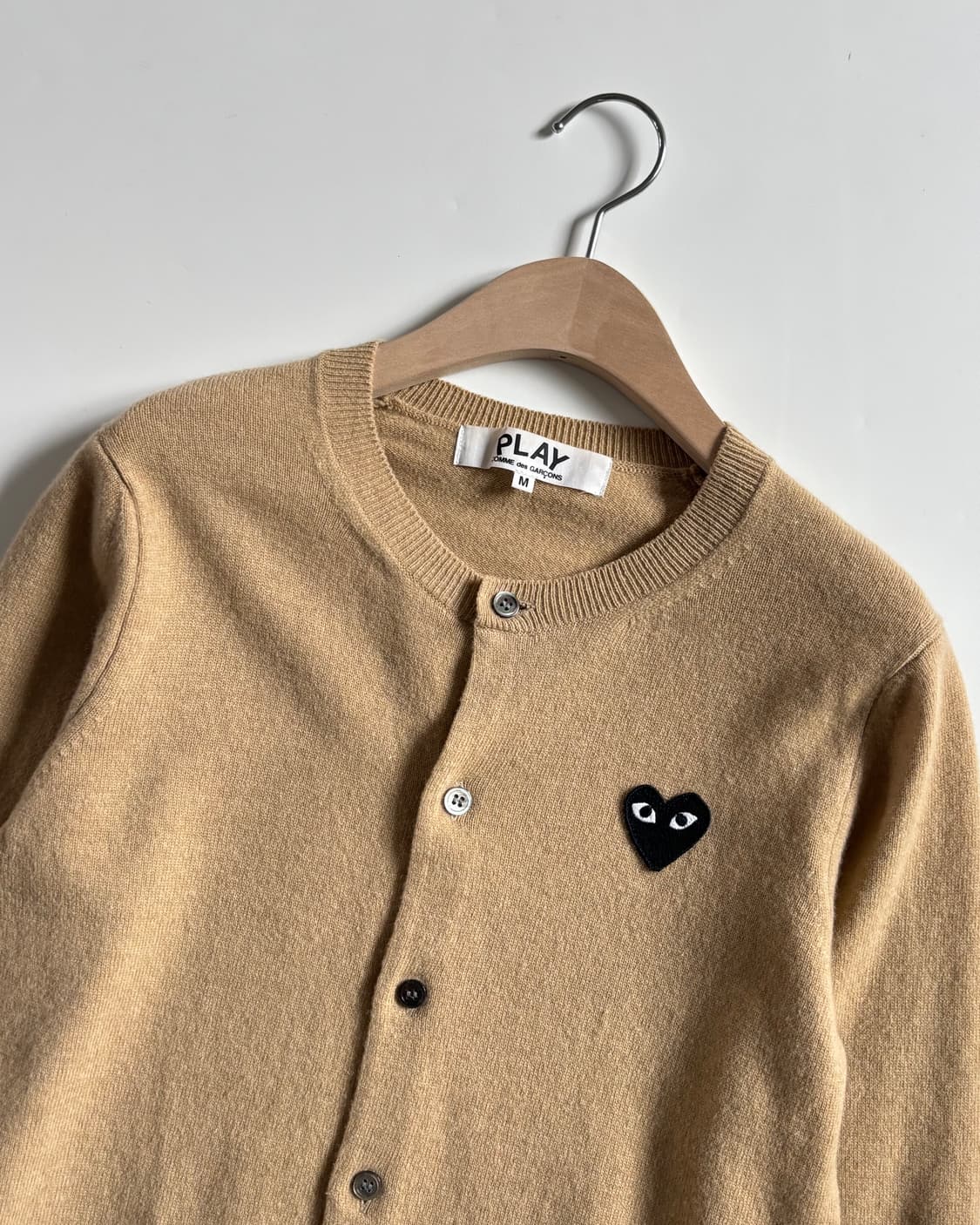 COMMEdesGARCONS 꼼데가르송 블랙와펜 베이지컬러 울 라운드넥  상품이미지2