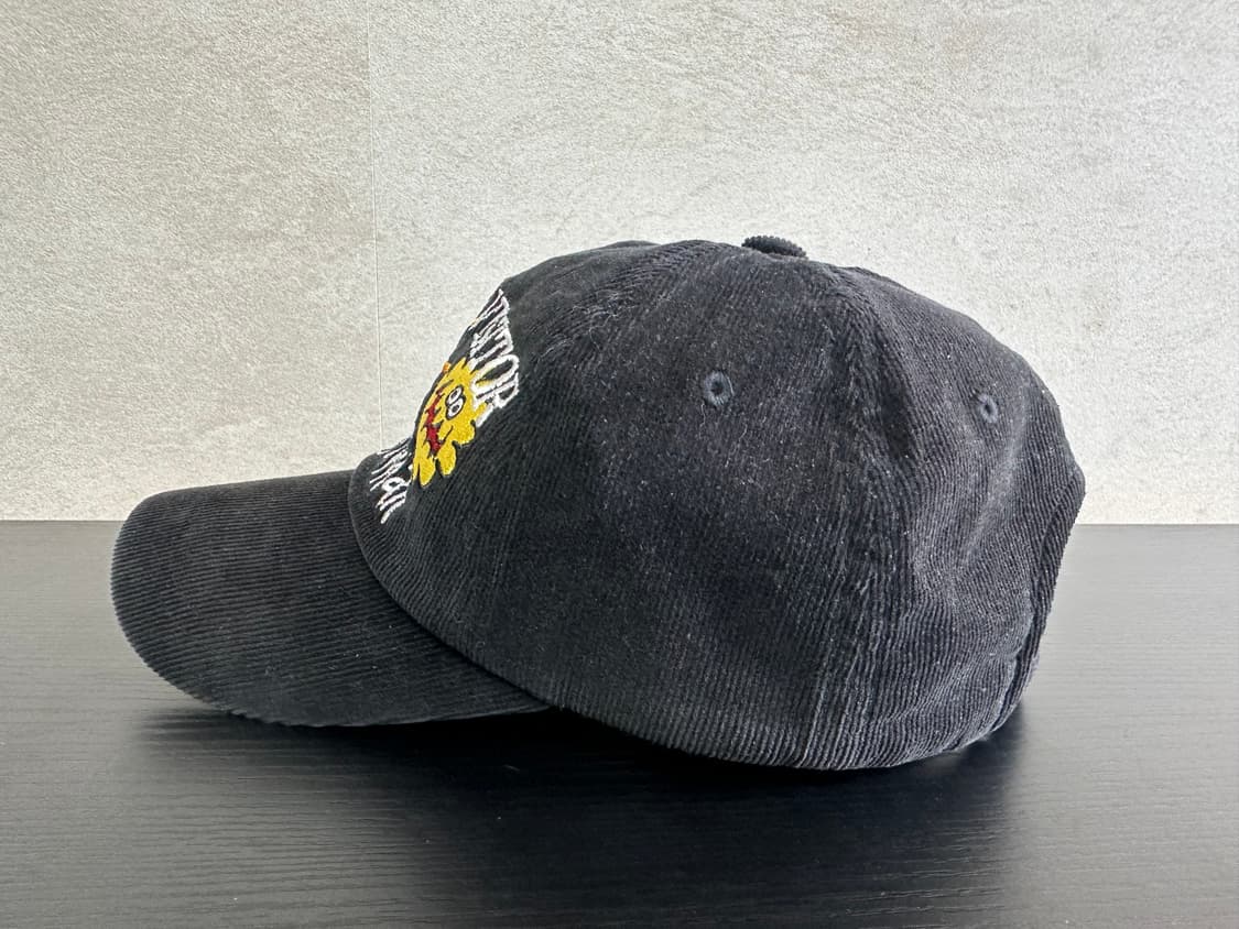 더뮤지엄비지터X존버거맨 모자 판매합니다. 상품이미지4