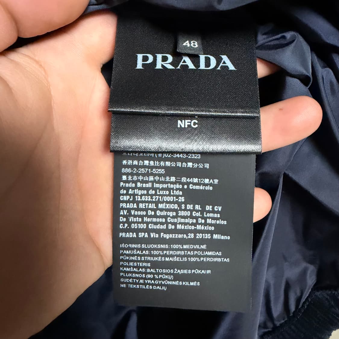 [S+급/48] 프라다 코듀로이 후드 다운자켓 패딩 네이비 상품이미지8