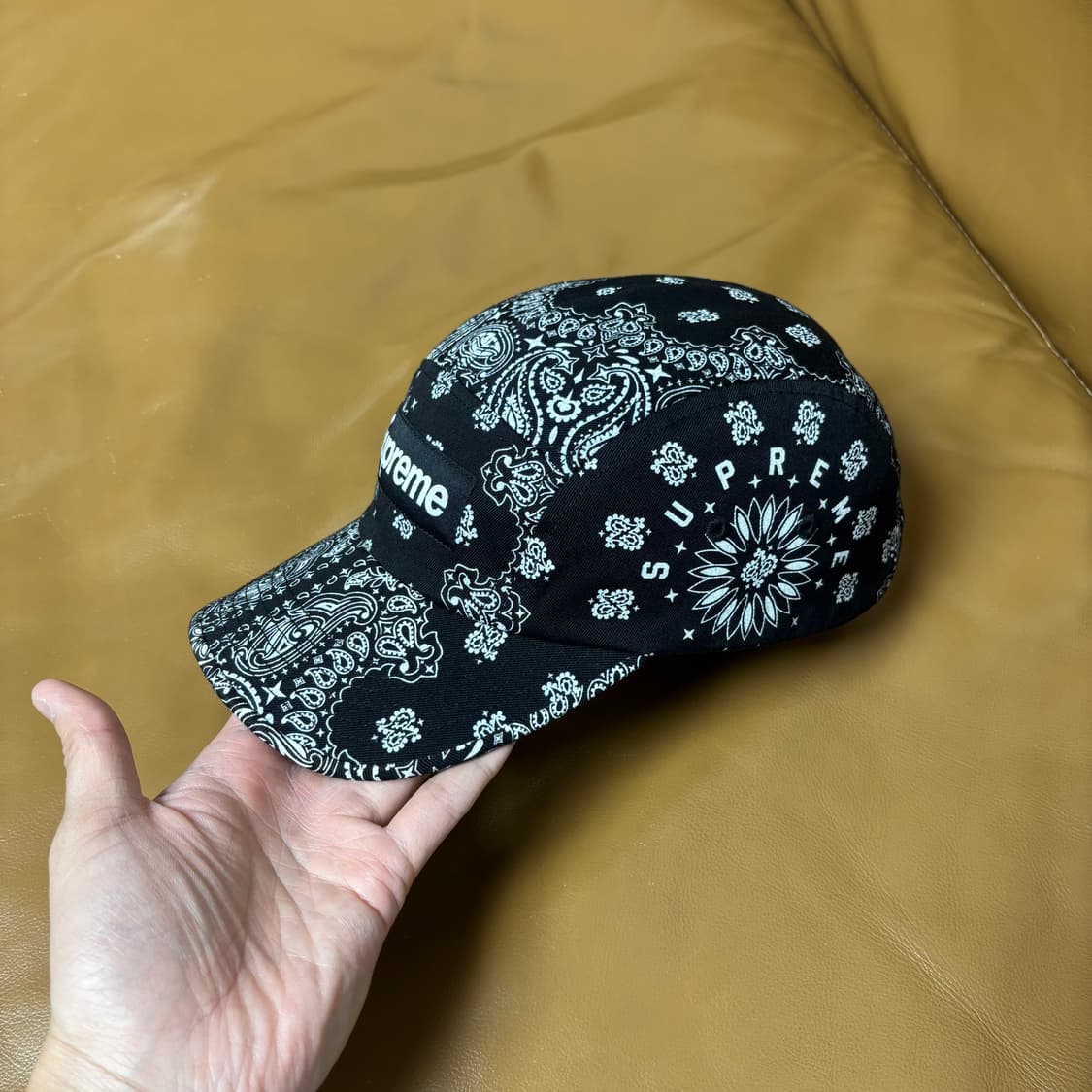 Supreme 슈프림 반다나 블랙 캠프캡 모자 Bandana Black 상품이미지4