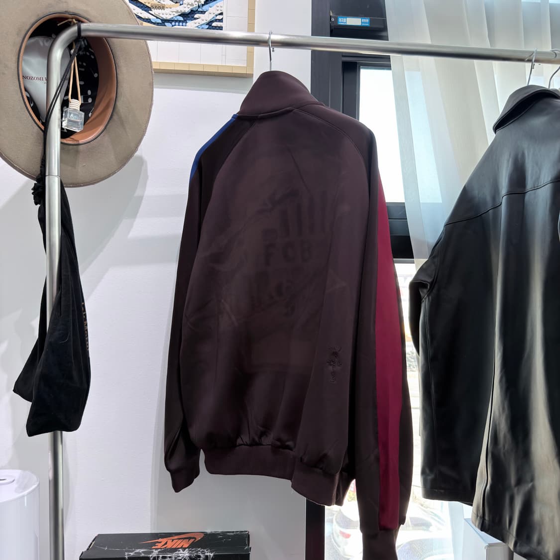 L) 트래비스스캇 나이키 바르셀로나 트랙자켓 상품이미지2