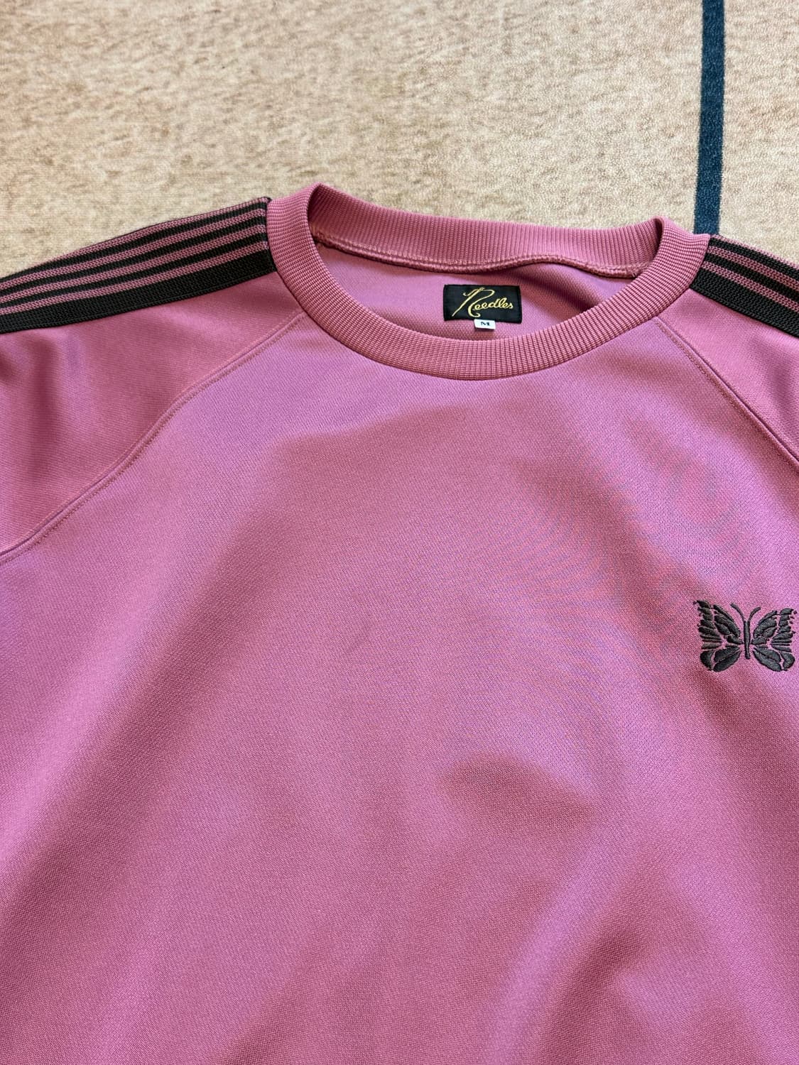 [M] 니들스(Needles) 트랙 크루넥 폴리 스무스 스모크 핑크 상품이미지2