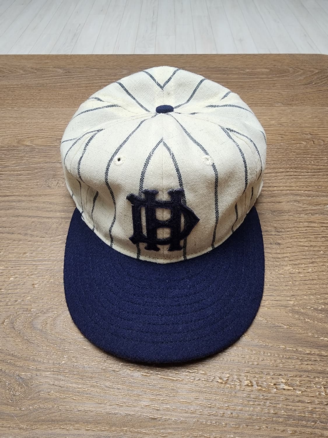 이벳필드 USA라인 핀스트라이프 울 볼캡 상품이미지1