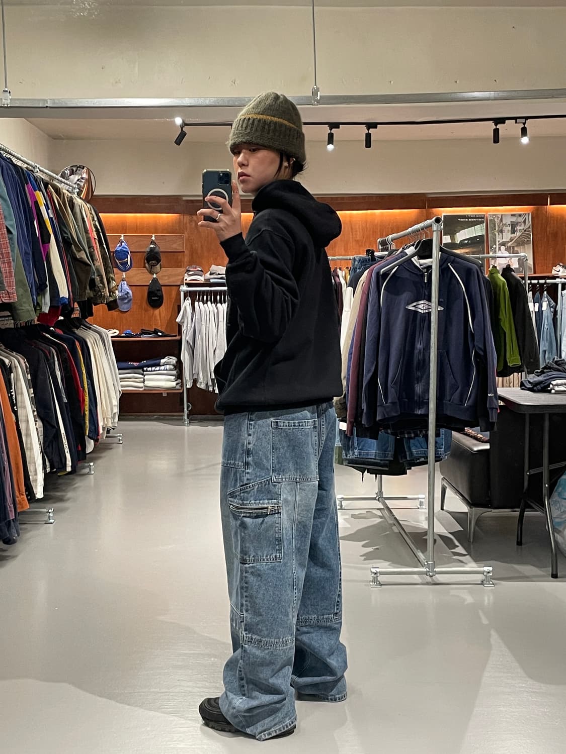 러셀 프린팅 후드 티셔츠    상품이미지4