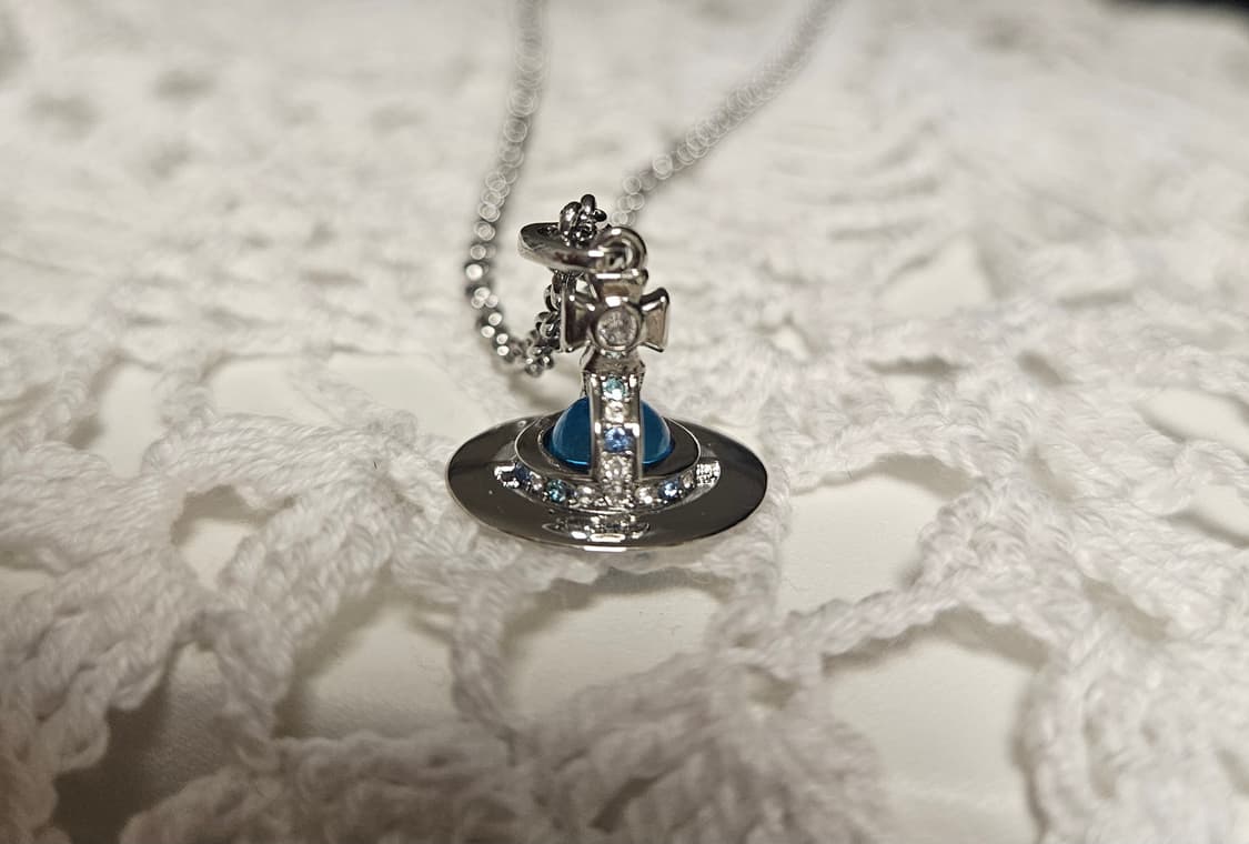 Vivienne westwood blue orb necklace 상품이미지1