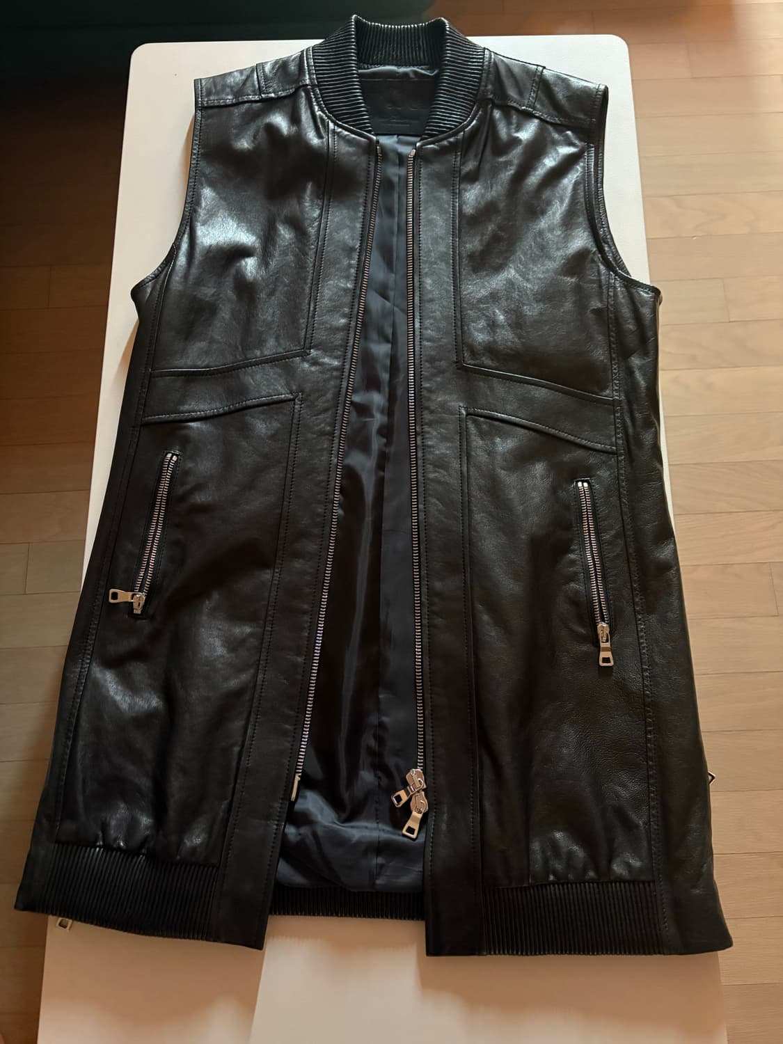 램스킨 롱 레더 베스트 상품이미지1