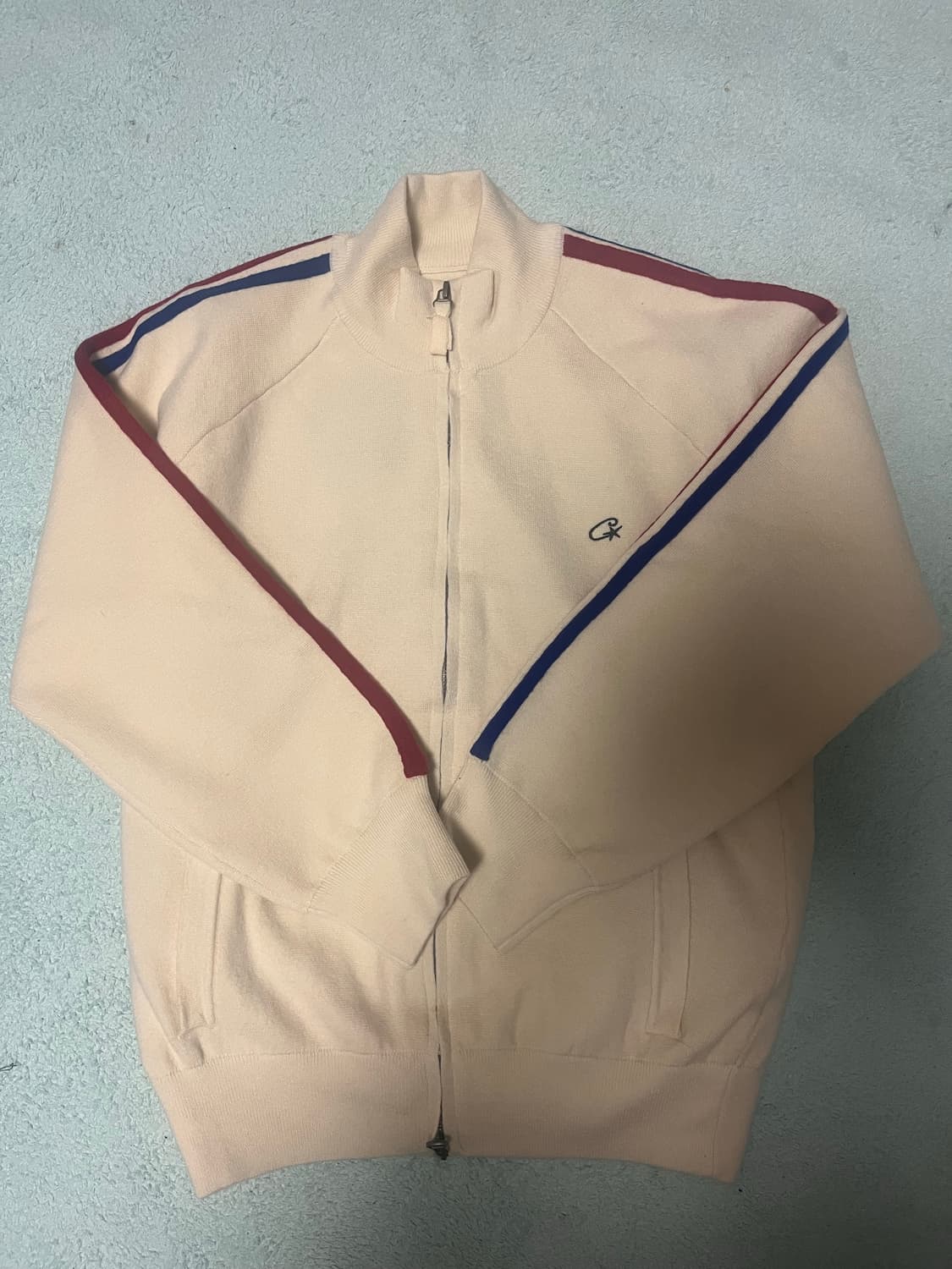 코르테이즈 VVS 니트 집업 크림 상품이미지1