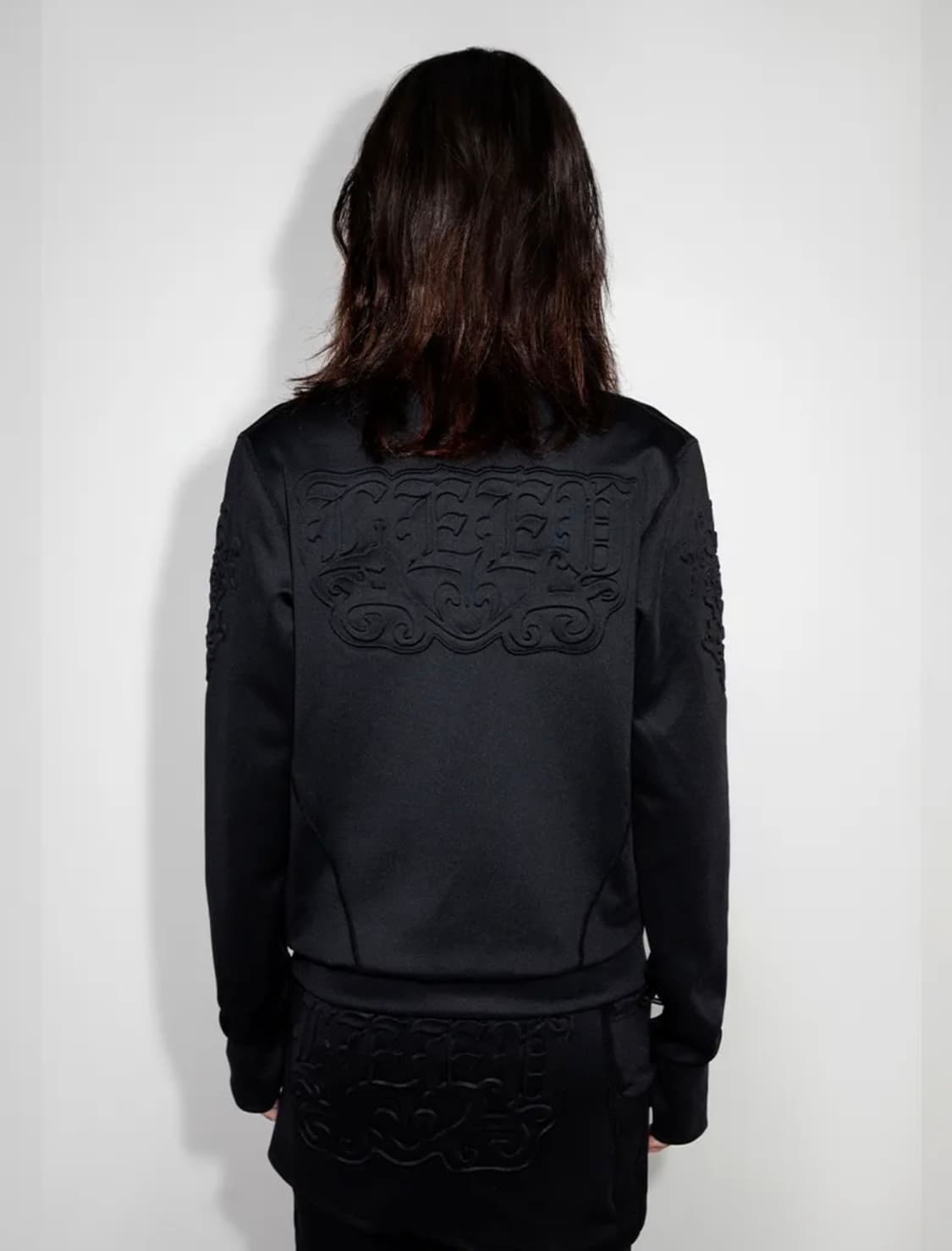 (택포)yeel 와이이이엘 로고 패치 집업 블랙 상품이미지3