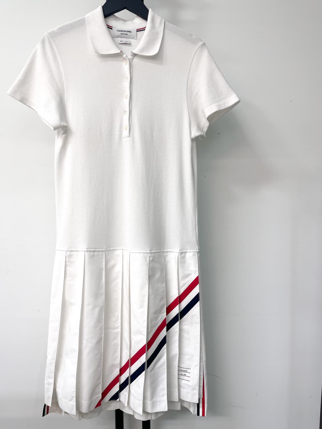 톰브라운 21s/s 다이애그널 스트라이프 폴로 원피스 상품이미지3