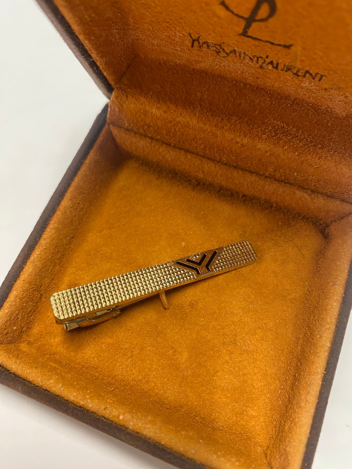 정품 입생로랑 골드 넥타이핀 상품이미지2