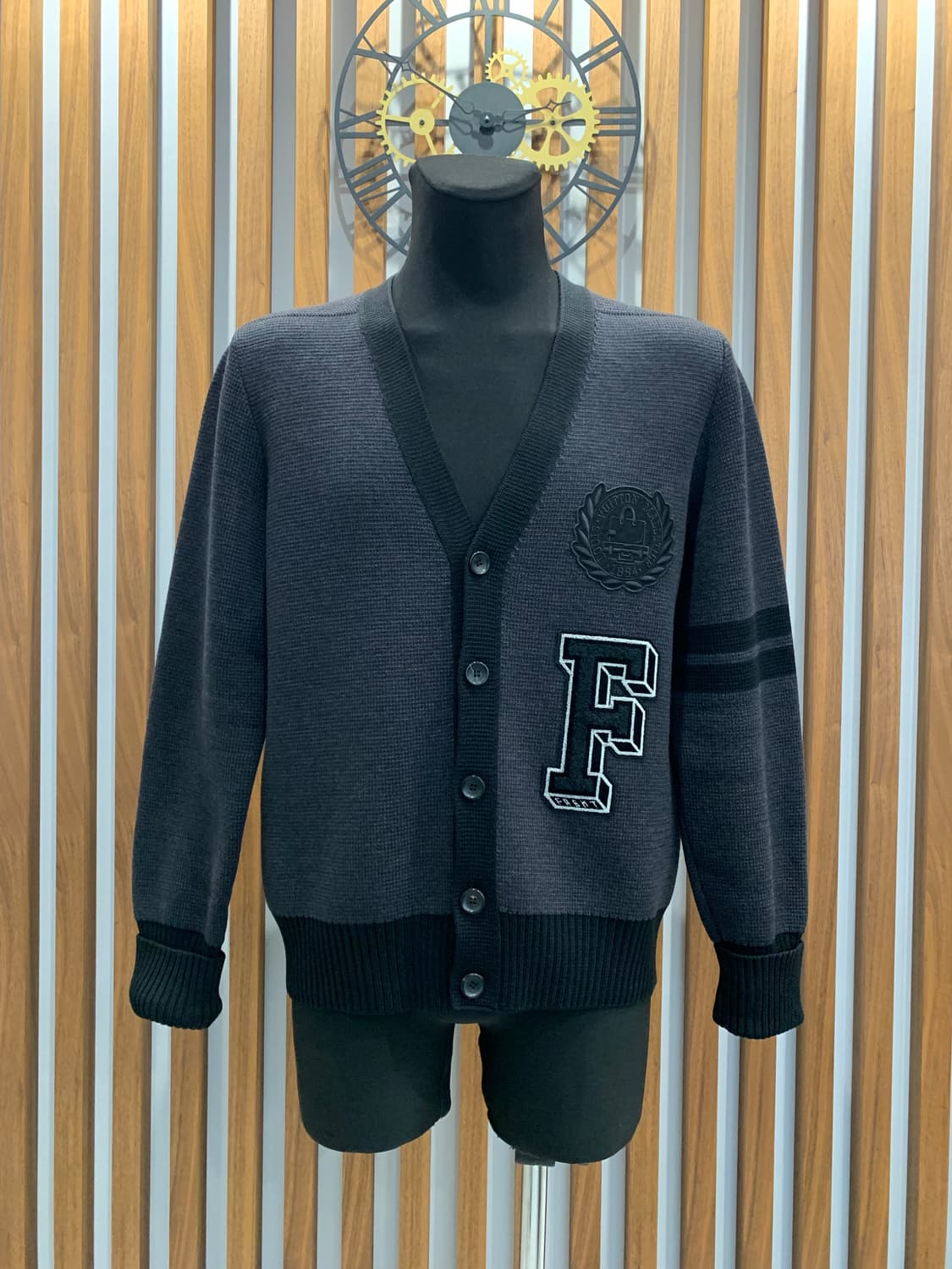 루이비통 X 프라그먼트 17 / AW 카디건(헤비 울)M 사이즈 상품이미지2