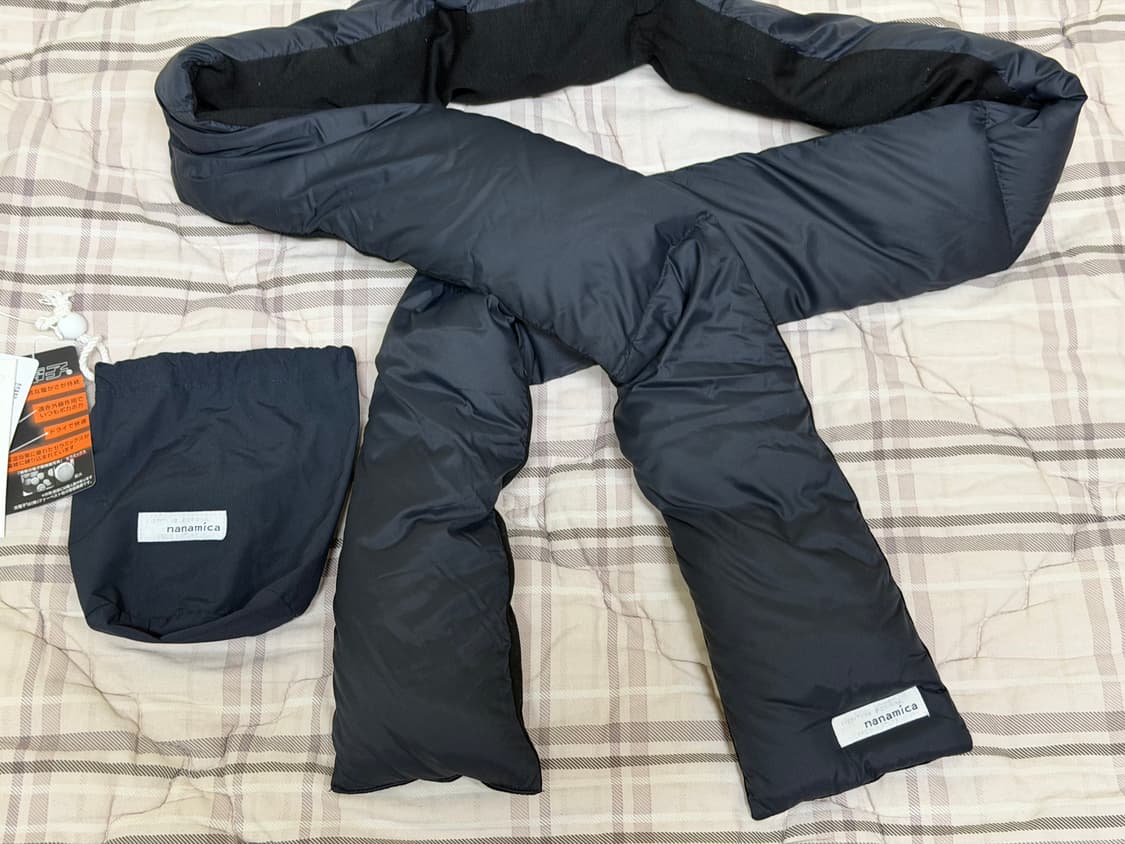 [OS] 나나미카 다운 패딩 머플러 블랙 상품이미지1