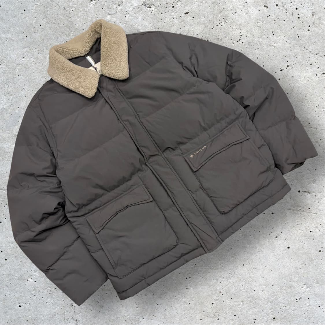 [110] 스노우피크 부클넥 브라운 챠콜 숏 패딩 점퍼 C790 상품이미지1
