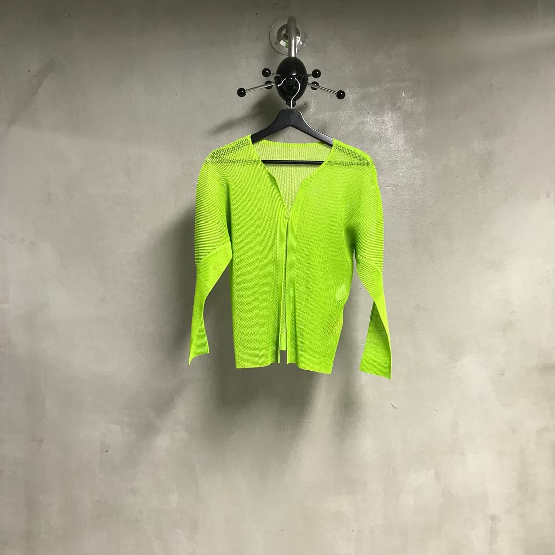 이세이 미야케 플리츠 플리즈 메쉬 가디건 -(W) 상품이미지1