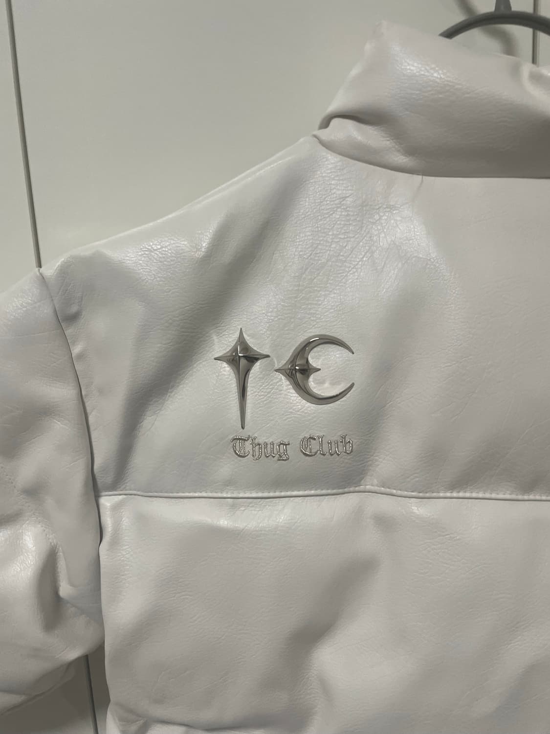 떠그클럽 레더패딩 상품이미지8