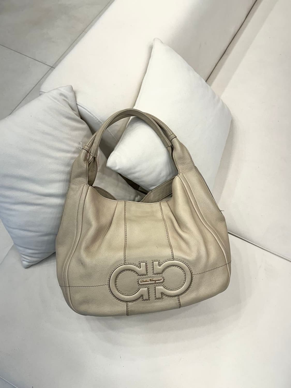 페라가모 간치니 숄더백 (정품) 상품이미지1