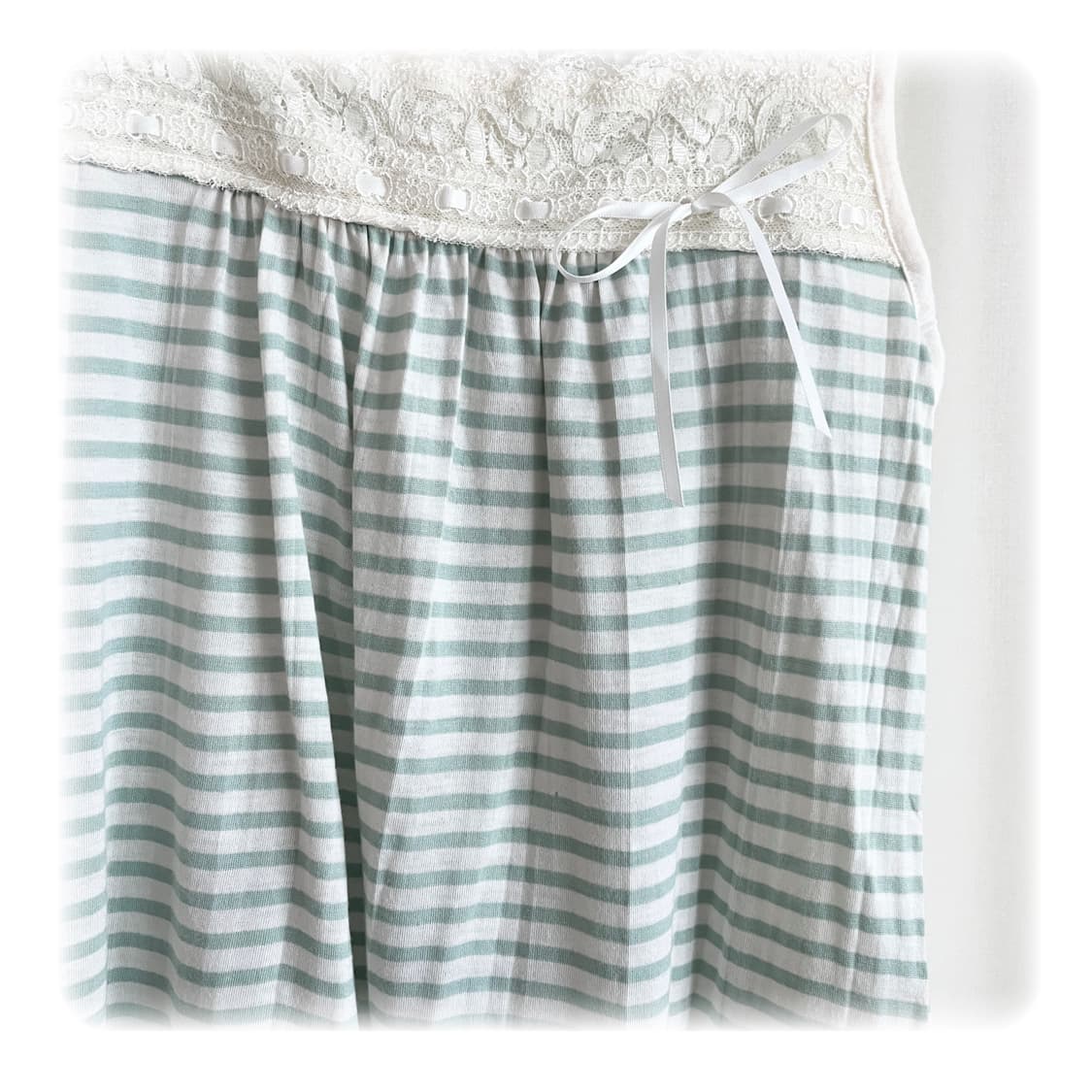 soft green stripe lace sleeveless 상품이미지4
