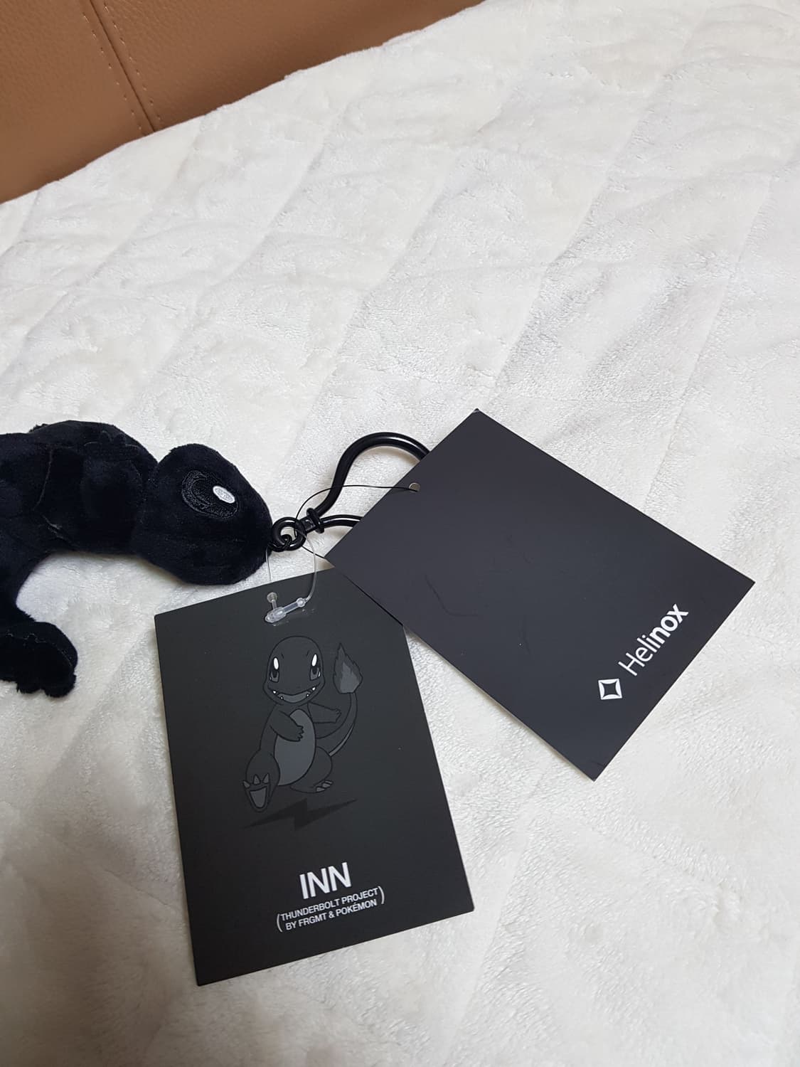 프라그먼트 포켓몬 파이리 인형 키링 블랙 상품이미지3