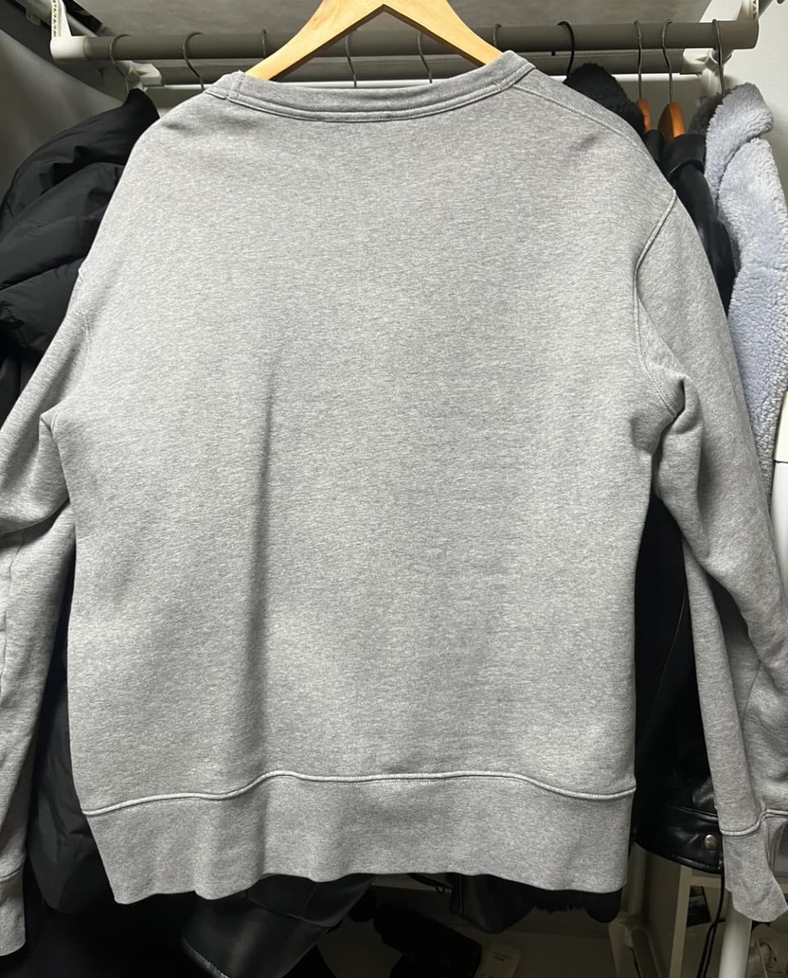 아크네스튜디오 맨투맨 그레이 M 상품이미지2