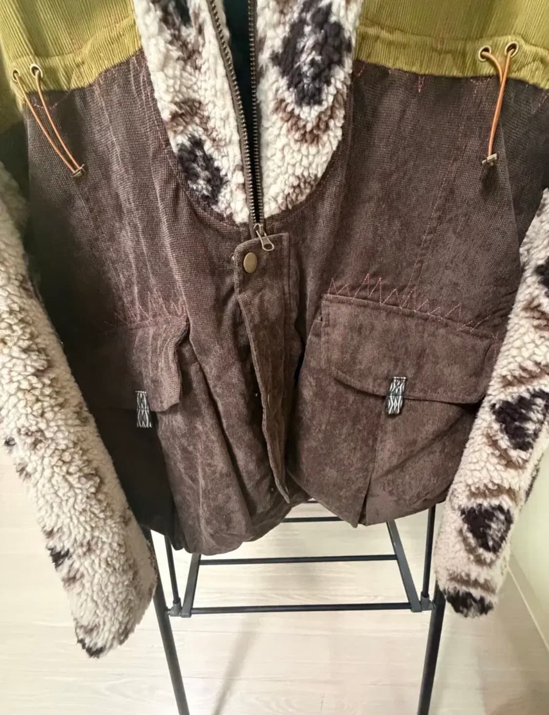 나바조패턴 배색 쉘파 퀼티드 점퍼 상품이미지3