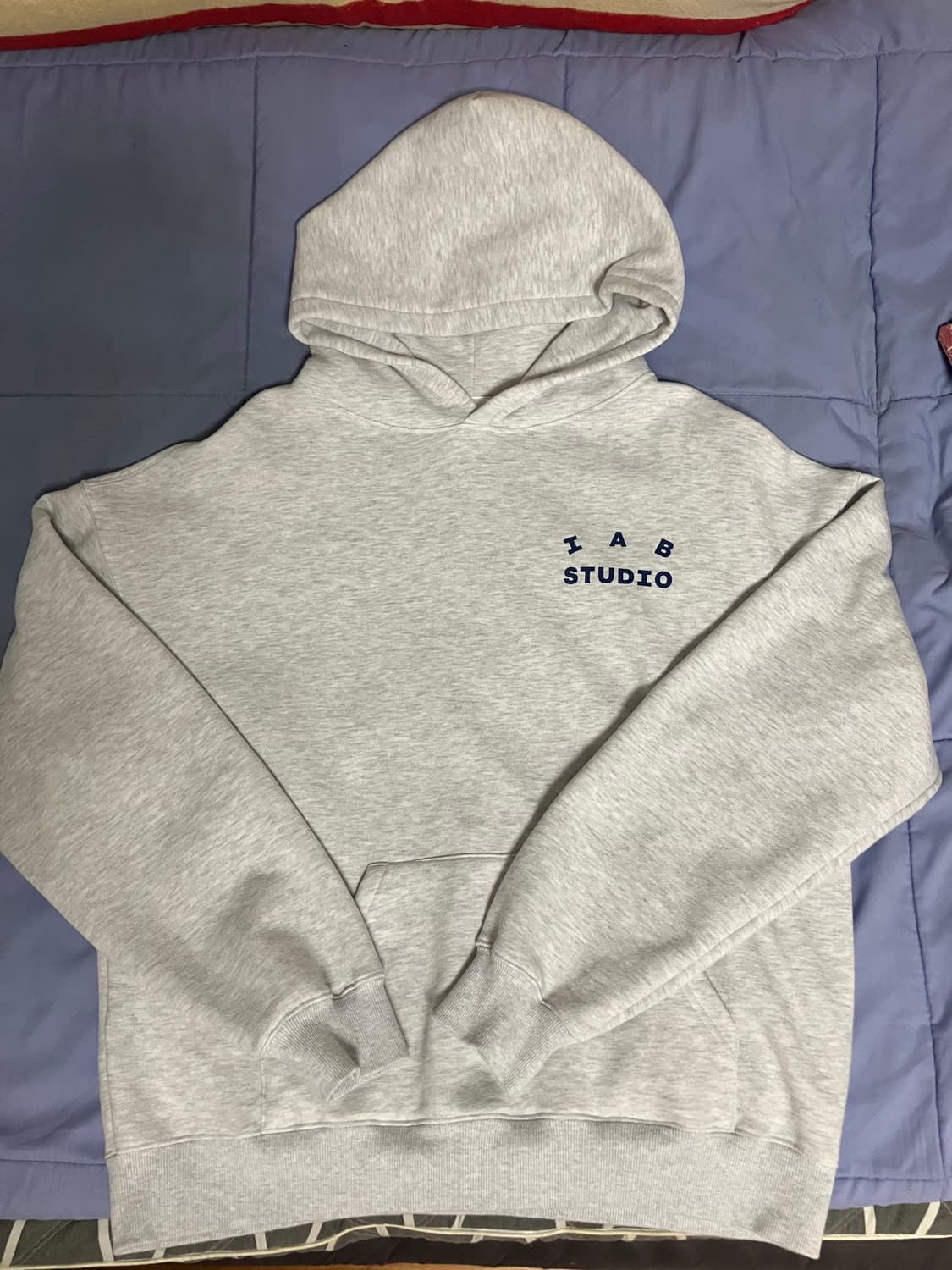 아이앱 스튜디오 후드티 L 라이트 그레이 팝니다. 상품이미지1