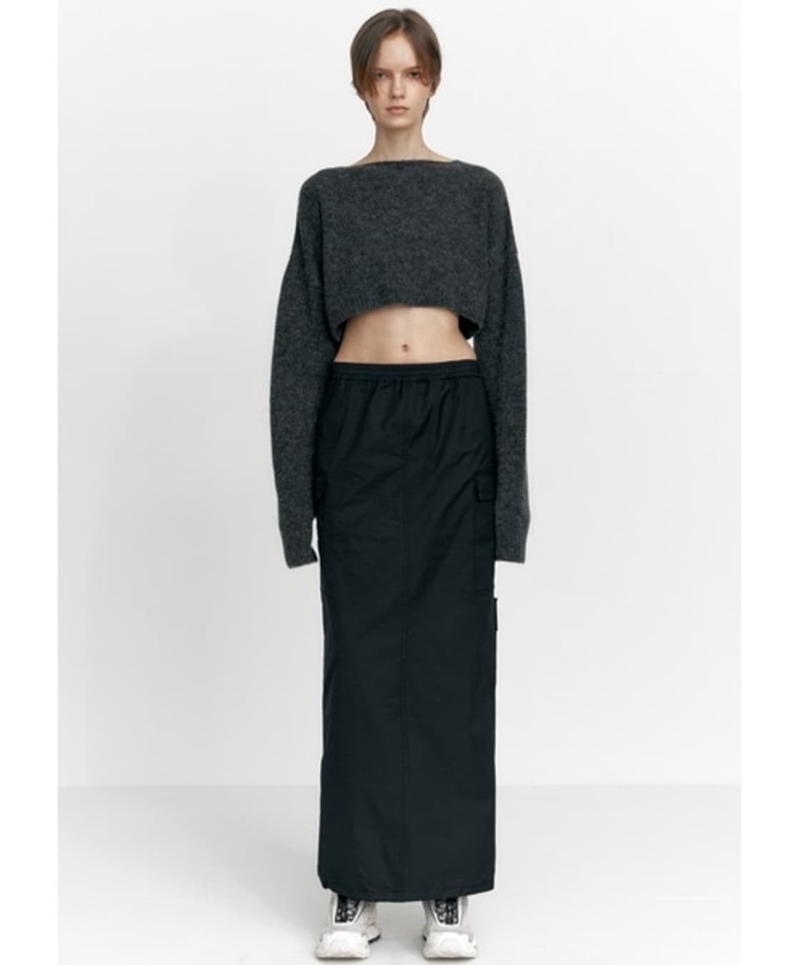 *2/28까지 판매* 스튜디오테이블 크롭 니트 (단종) 상품이미지1