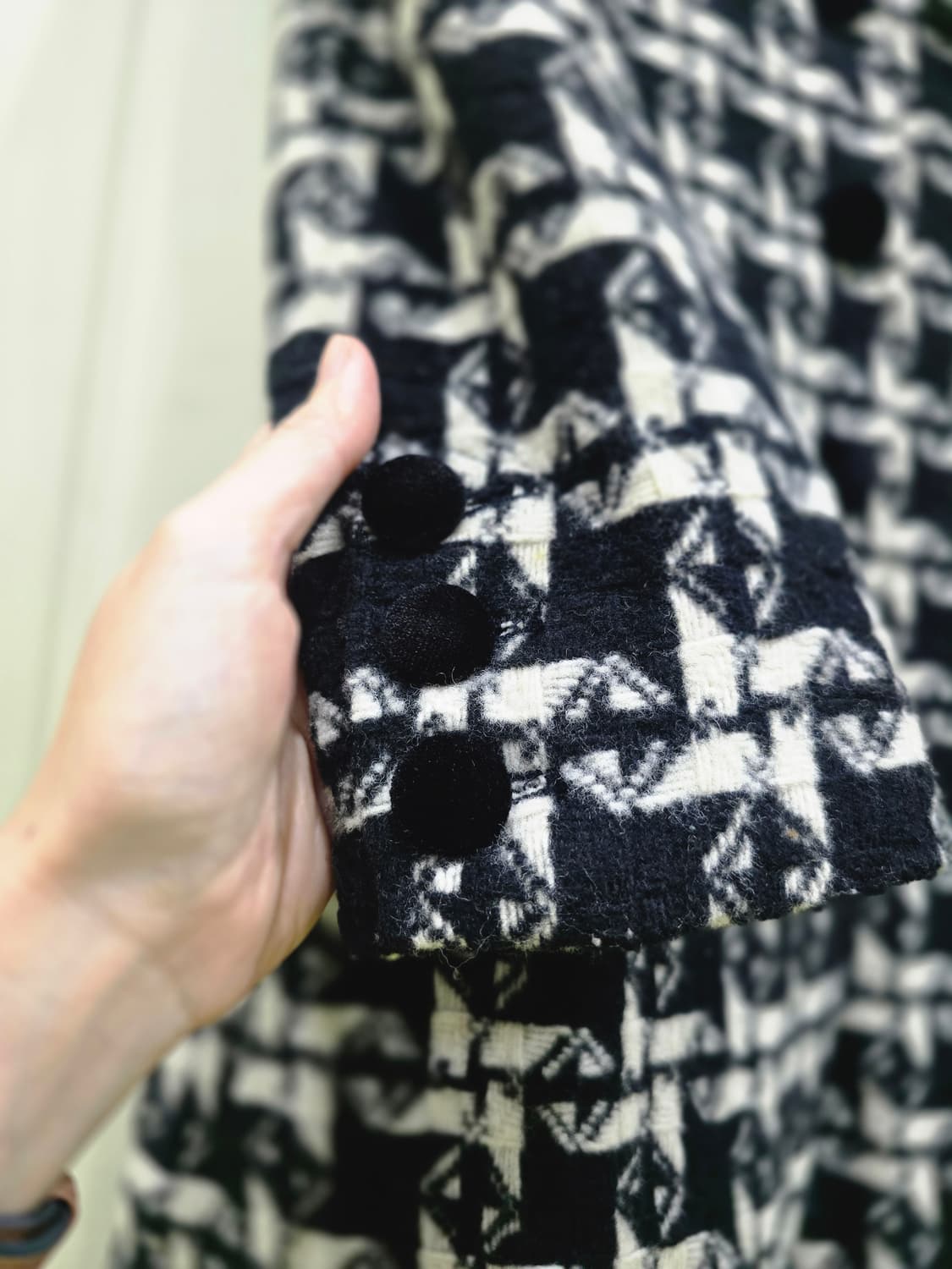 쥬시꾸뛰르 블랙화이트 트위드 코트 상품이미지6