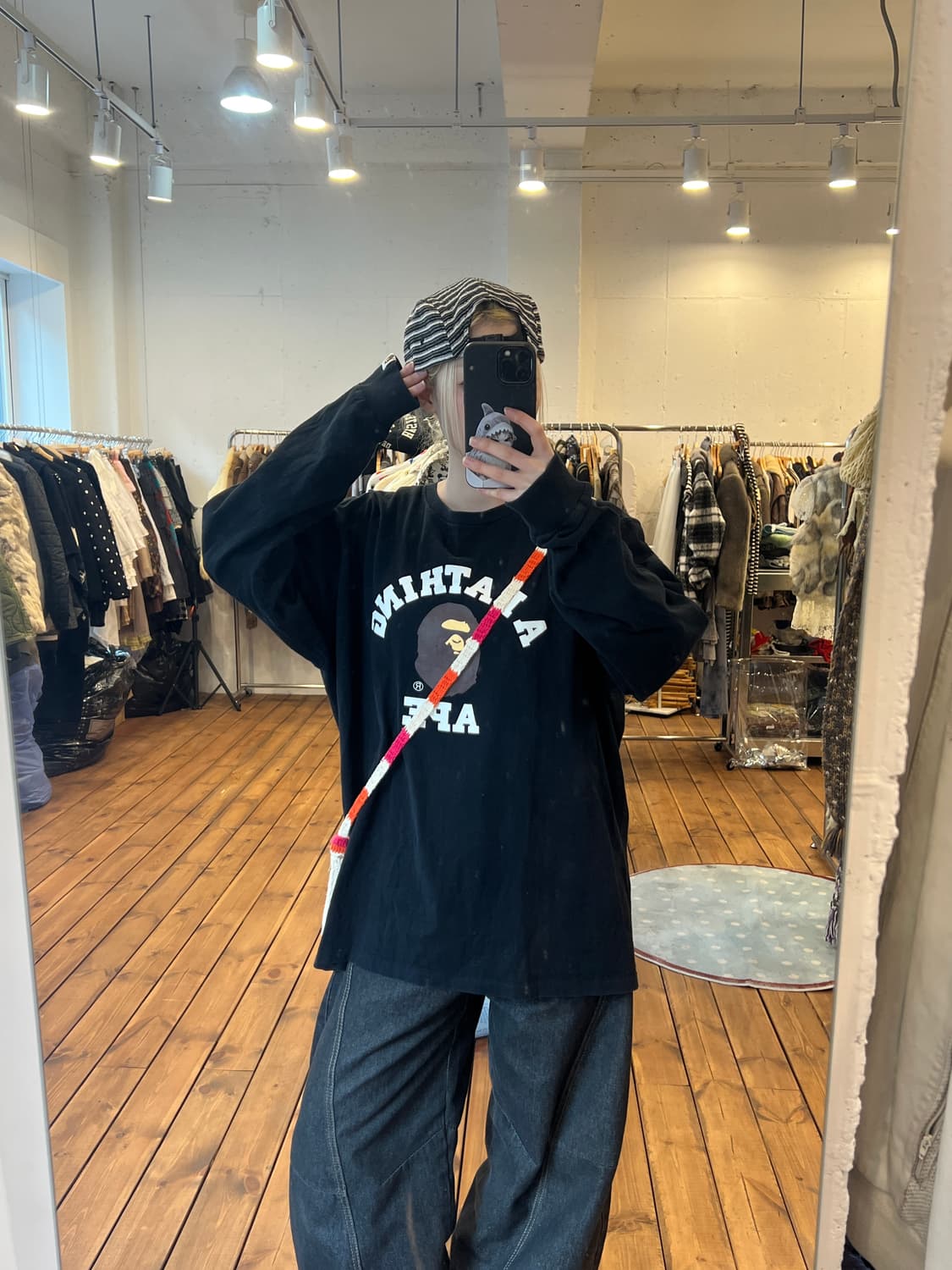 베이프 사루 블랙 롱슬리브 상품이미지6