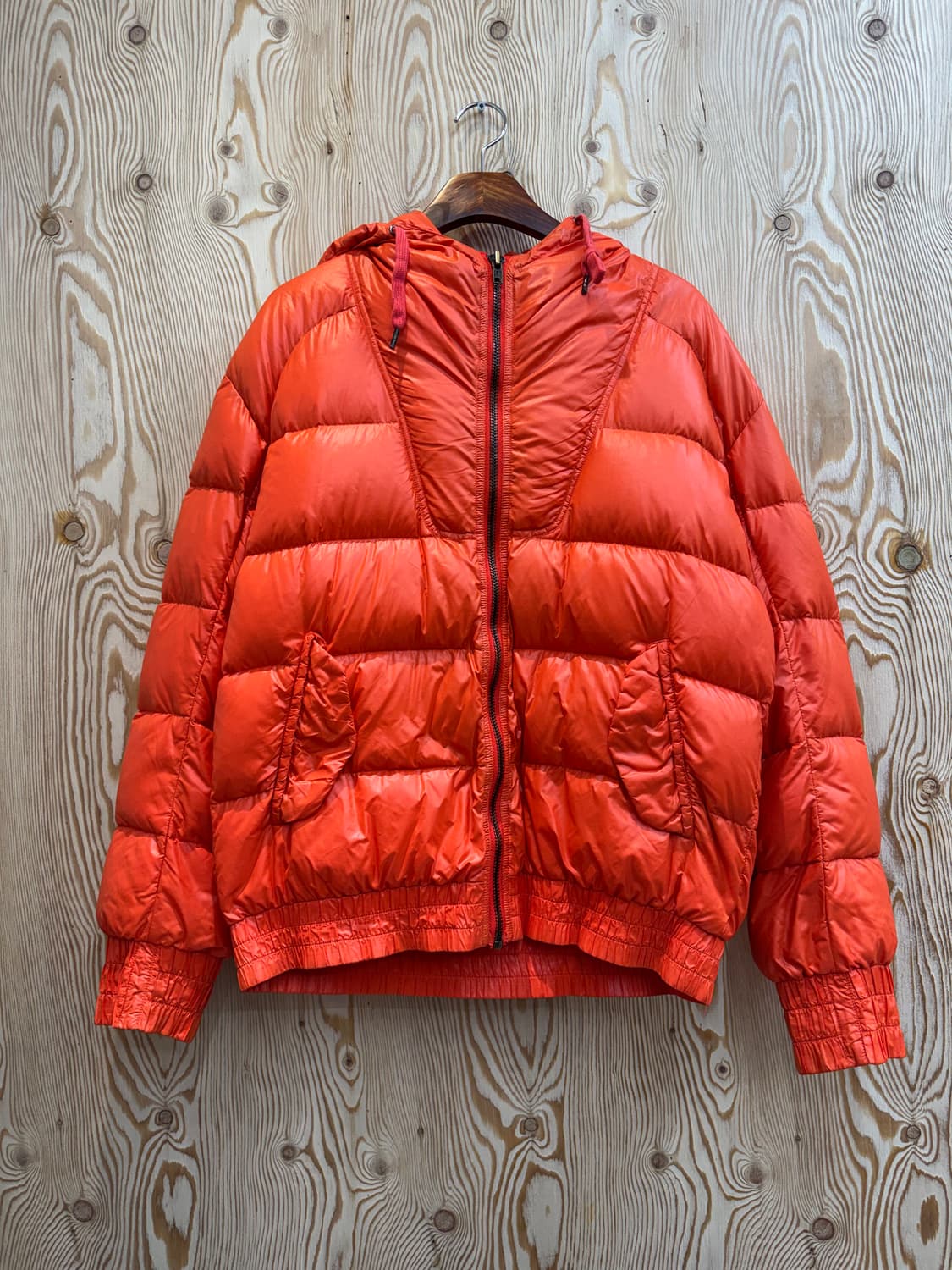 디젤 블랙골드 후드 다운 패딩  상품이미지1