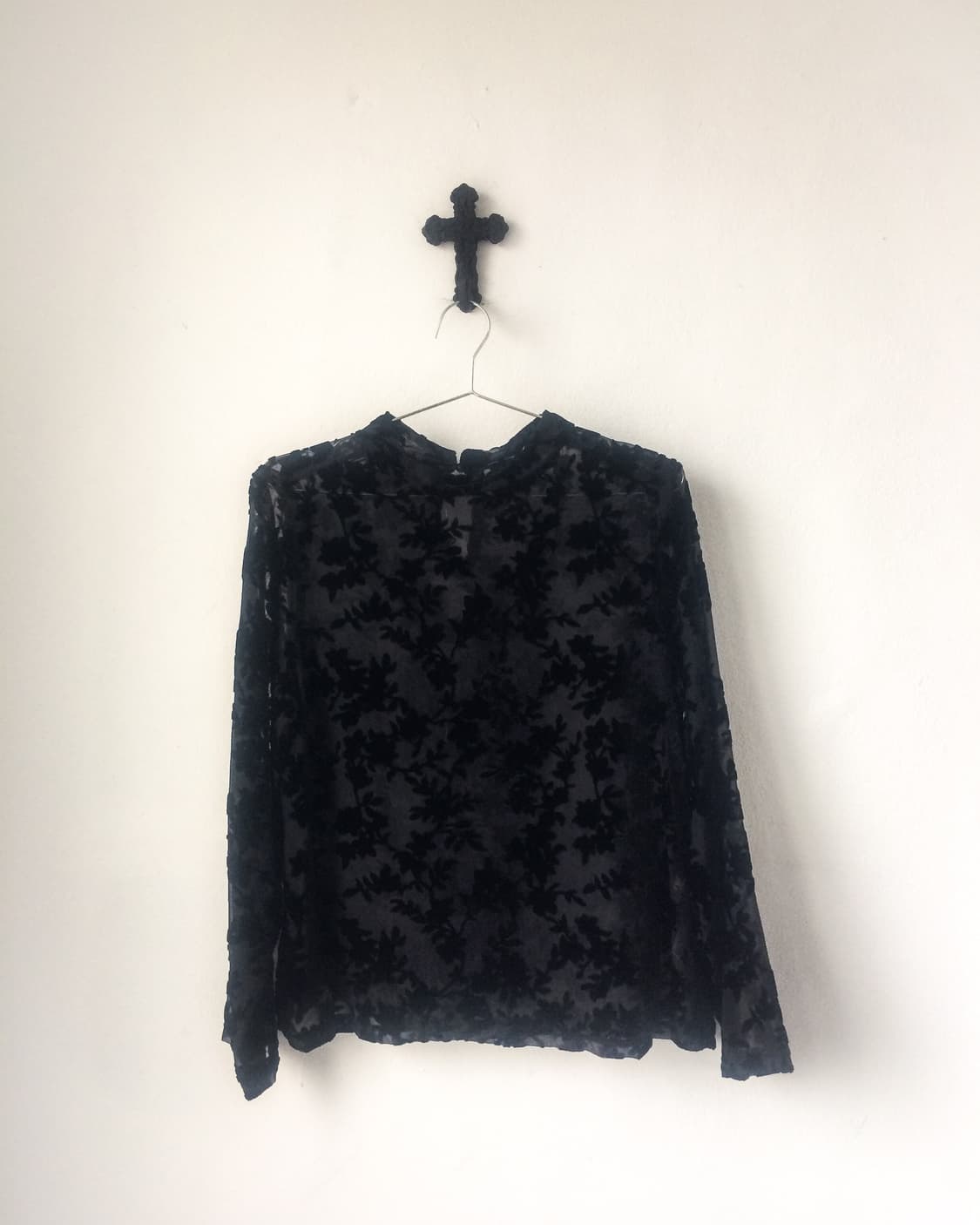 Pattern point see through high neck slee 상품이미지2