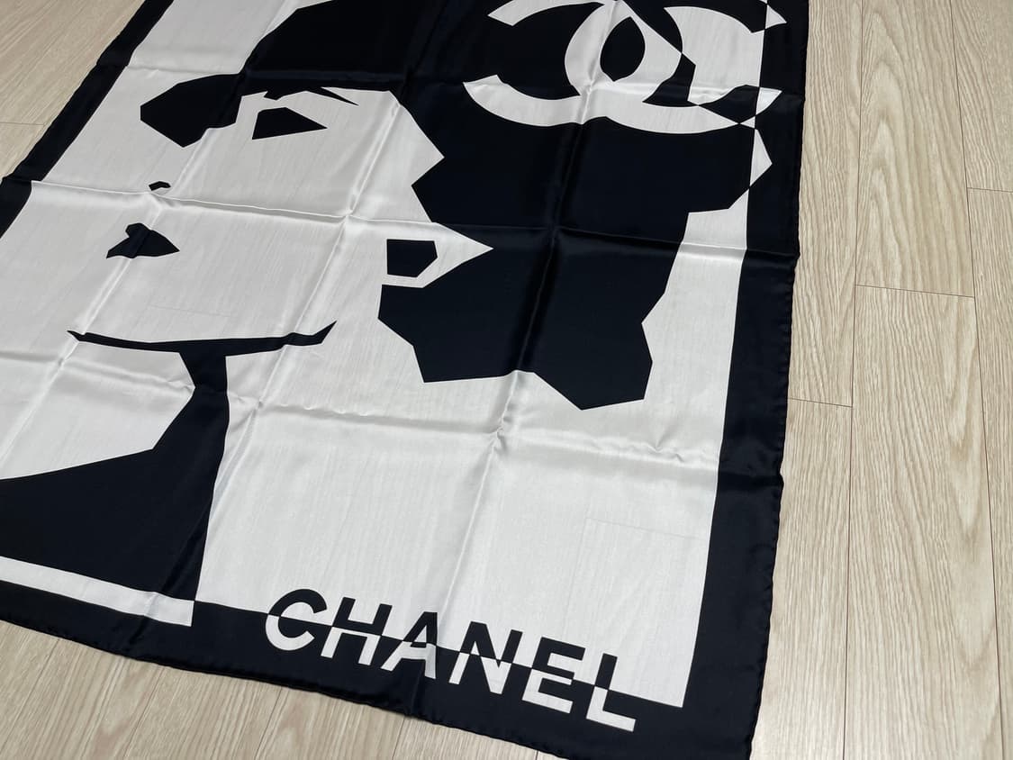 샤넬 마드모아젤 코코 G22 실크 스카프 CHANEL 상품이미지3