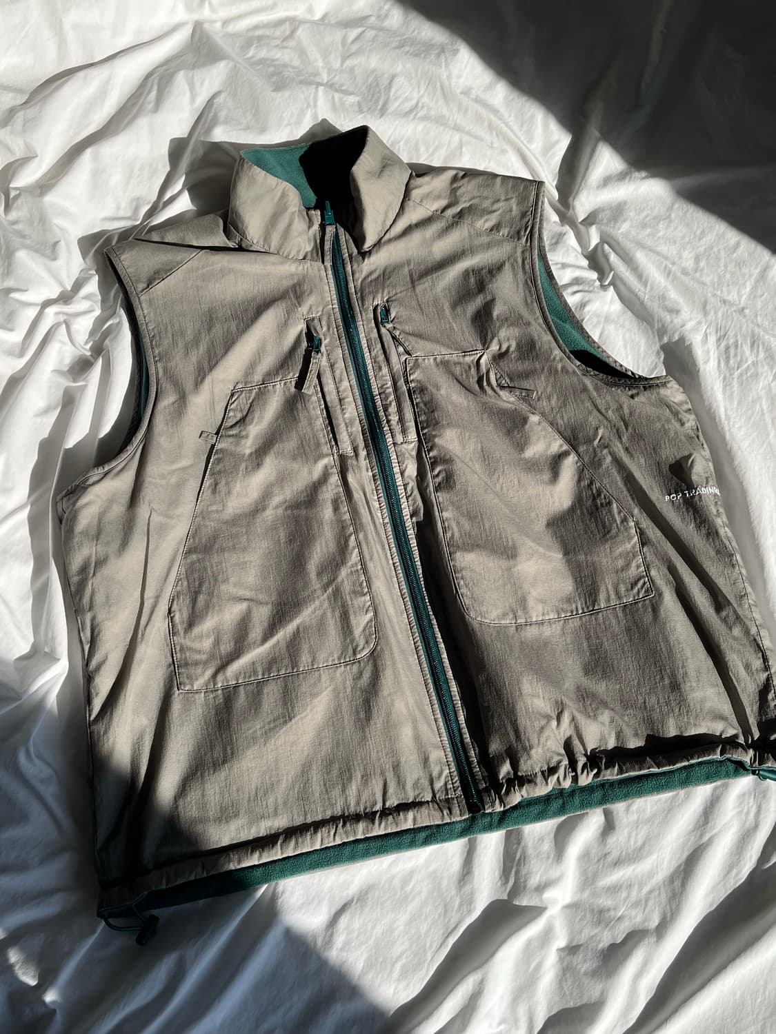 팝트레이딩컴퍼니 리버시블 베스트 그린&실버 L 상품이미지2