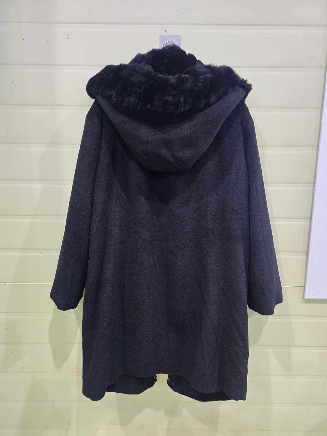 YETTS 후드 퍼 코트 블랙 상품이미지5